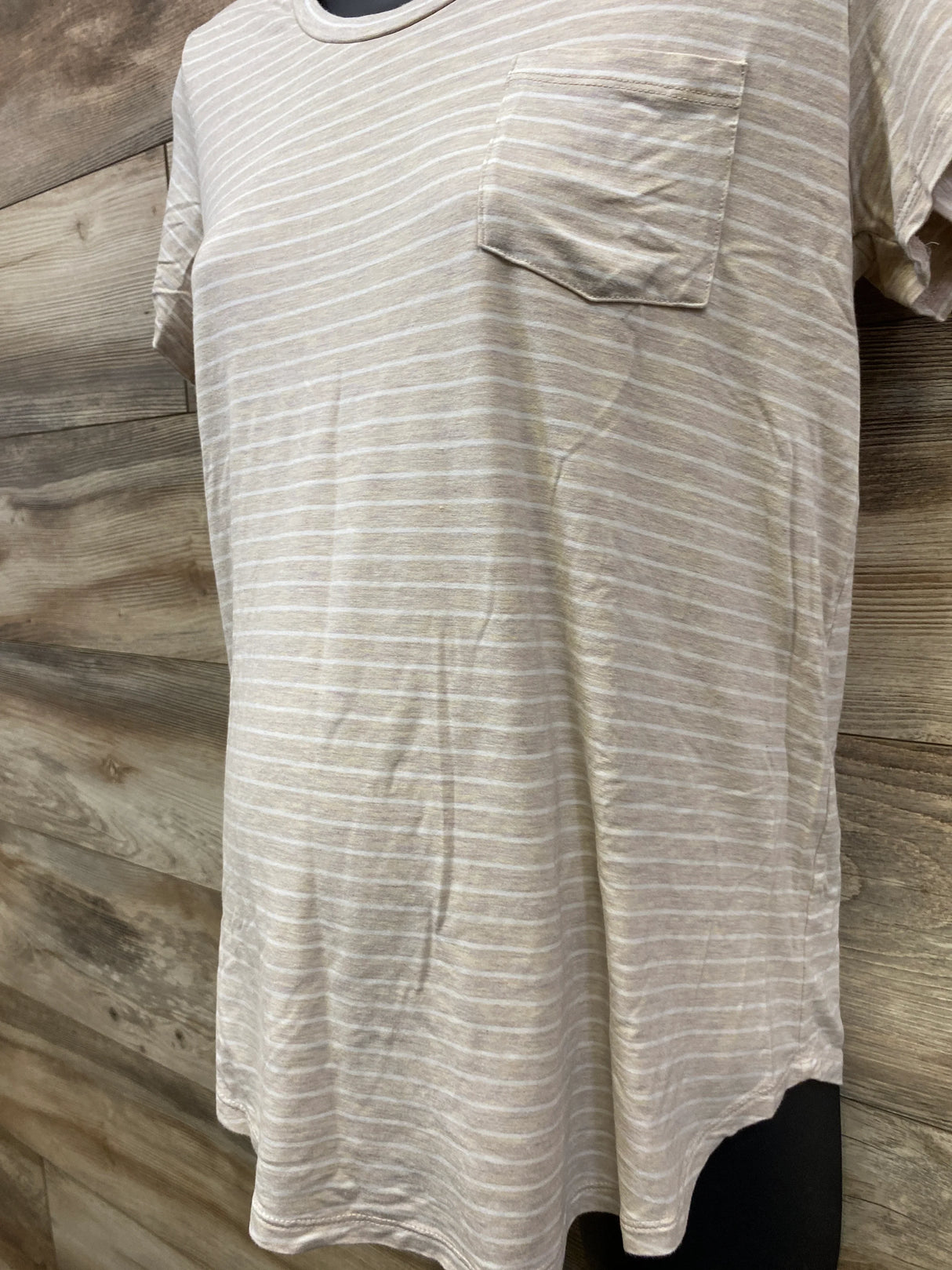 Kindred Bravely Everyday Maternity & Nursing Top Taupe sz Small
