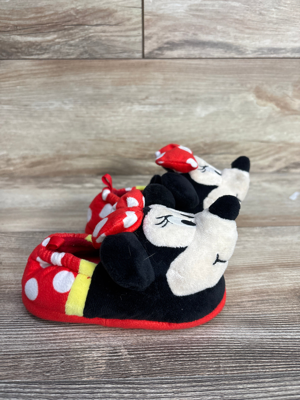 Disney Minnie Mouse 3D Slippers Red sz 7/8c