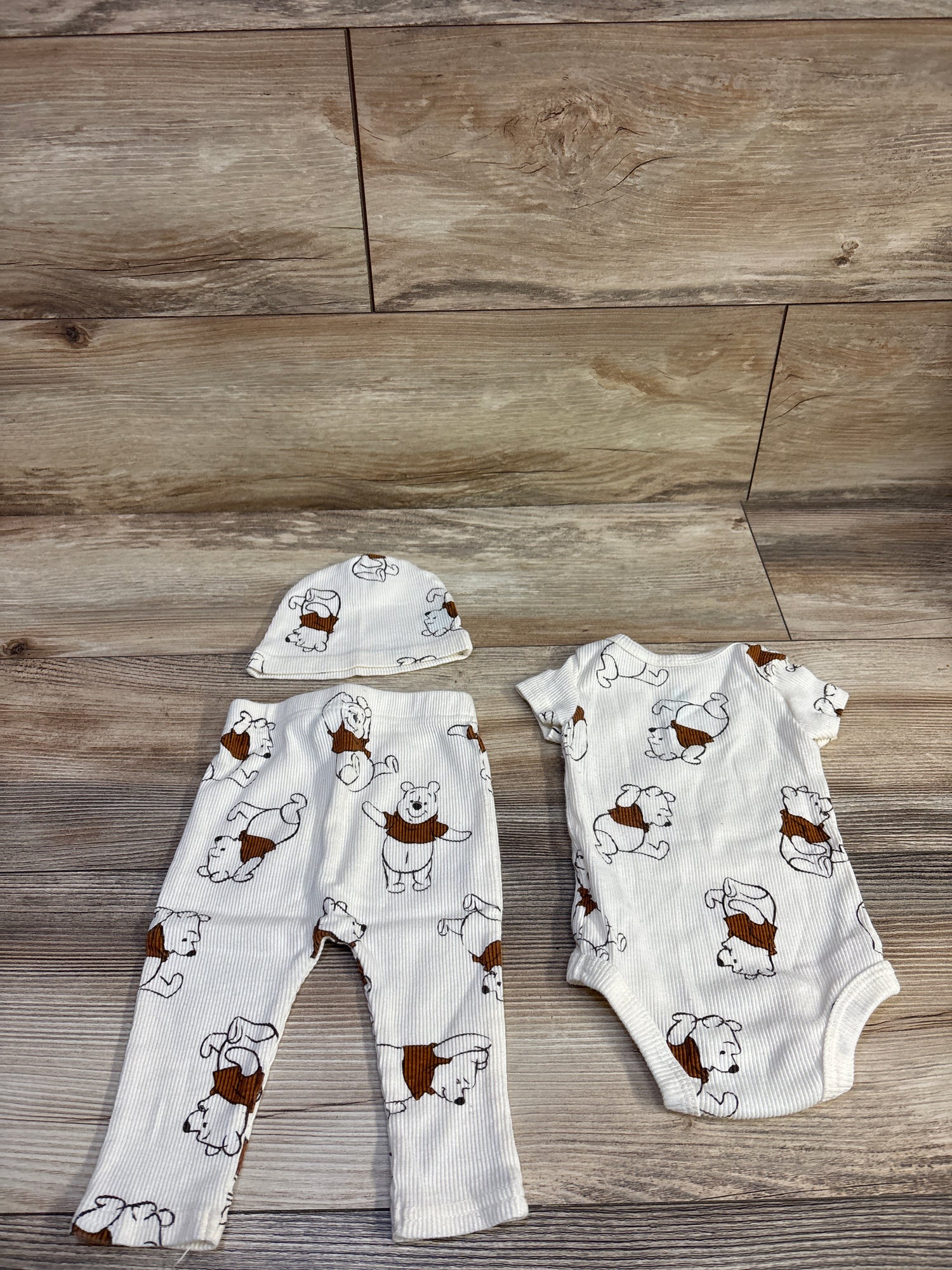Disney Baby 3pc Ribbed Winnie The Pooh Set Ivory sz 0/3m