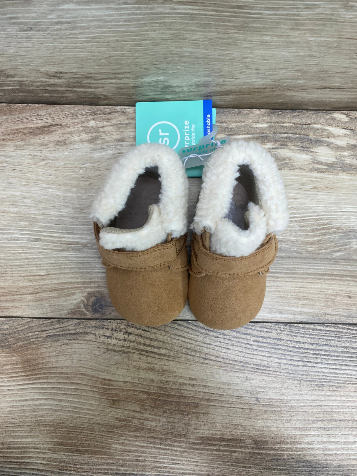 NEW Surprize By Stride Rite Faux Fur Crib Booties Tan Sz 3c/4c