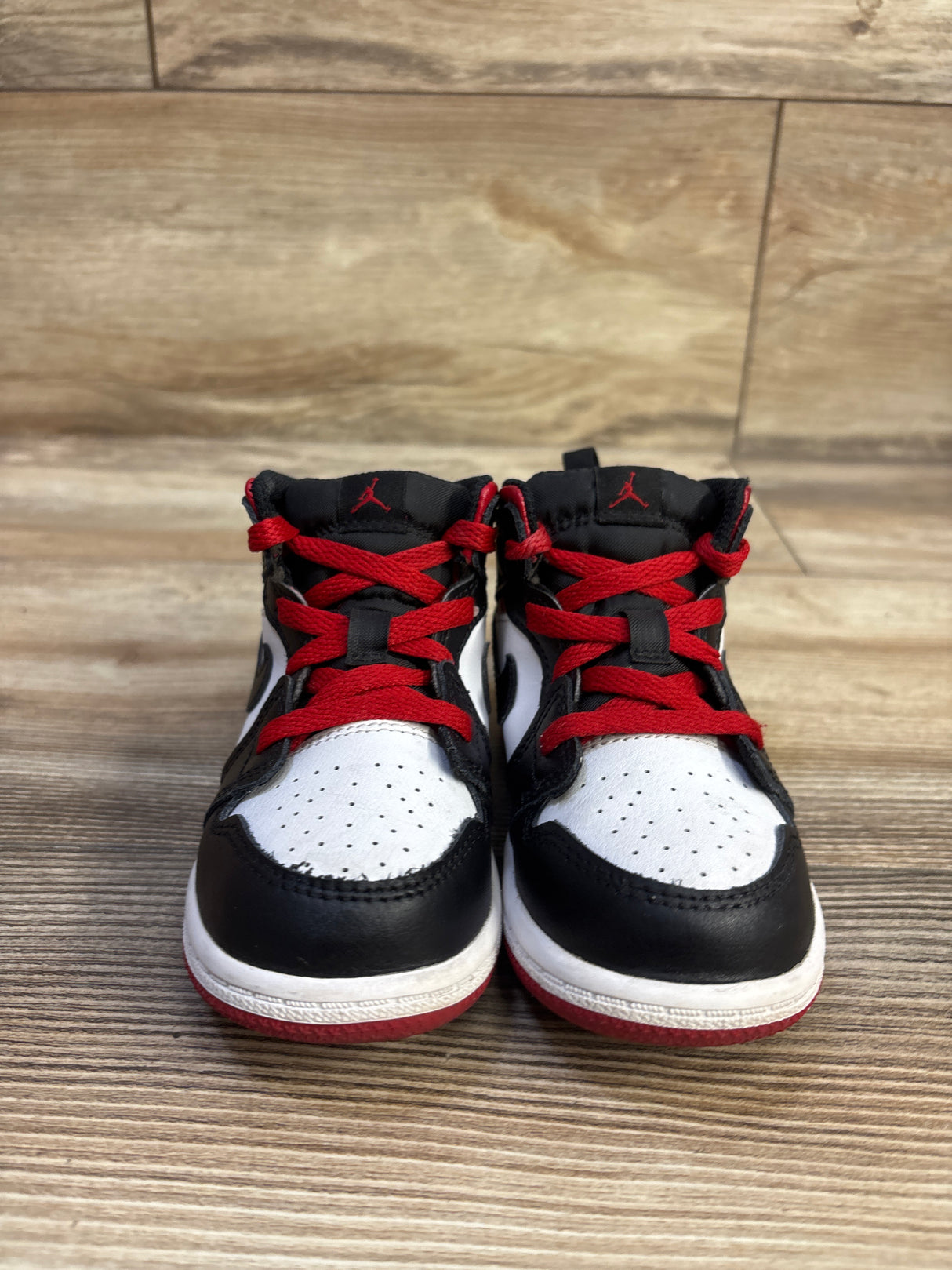 Air Jordan 1 Mid TD 'Gym Red Black Toe' Sneakers sz 8c