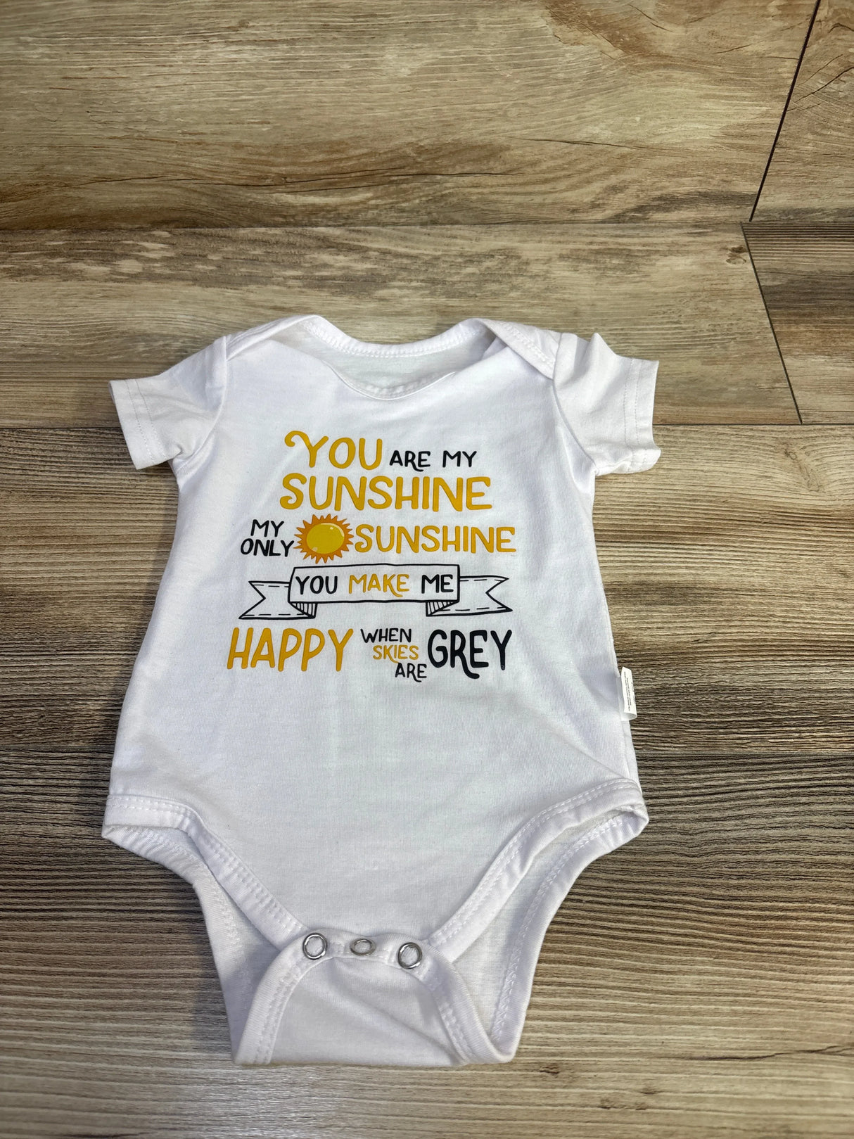 You Are My Sunshine Short Sleeve Bodysuit White sz 6m
