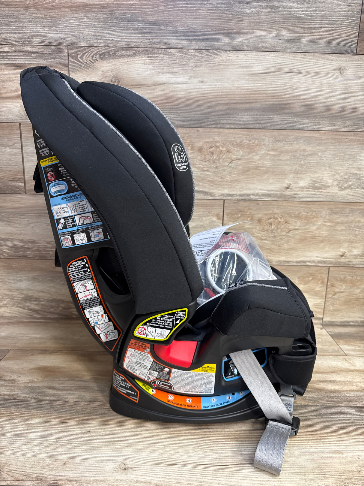 NEW Graco 4Ever DLX 4-in-1 Convertible Car Seat in Fairmont 4-120lbs