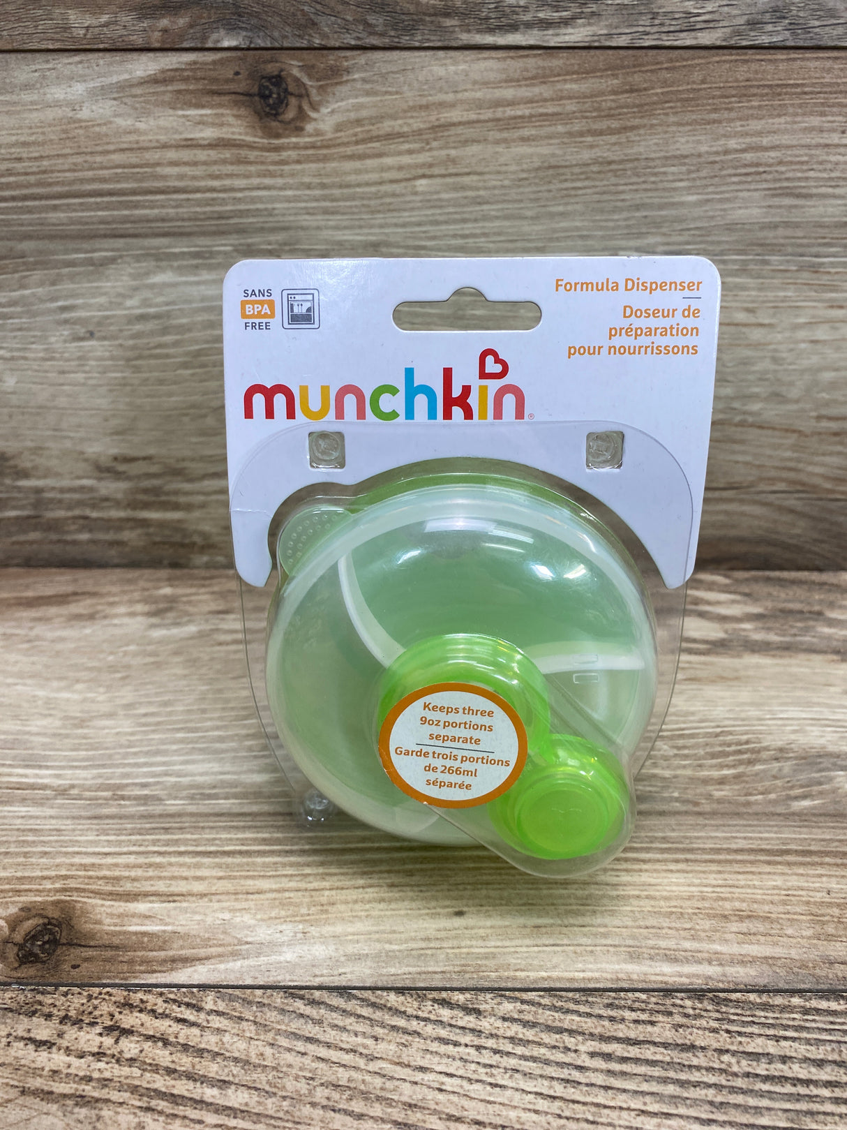 NEW Munchkin Formula Dispenser Green