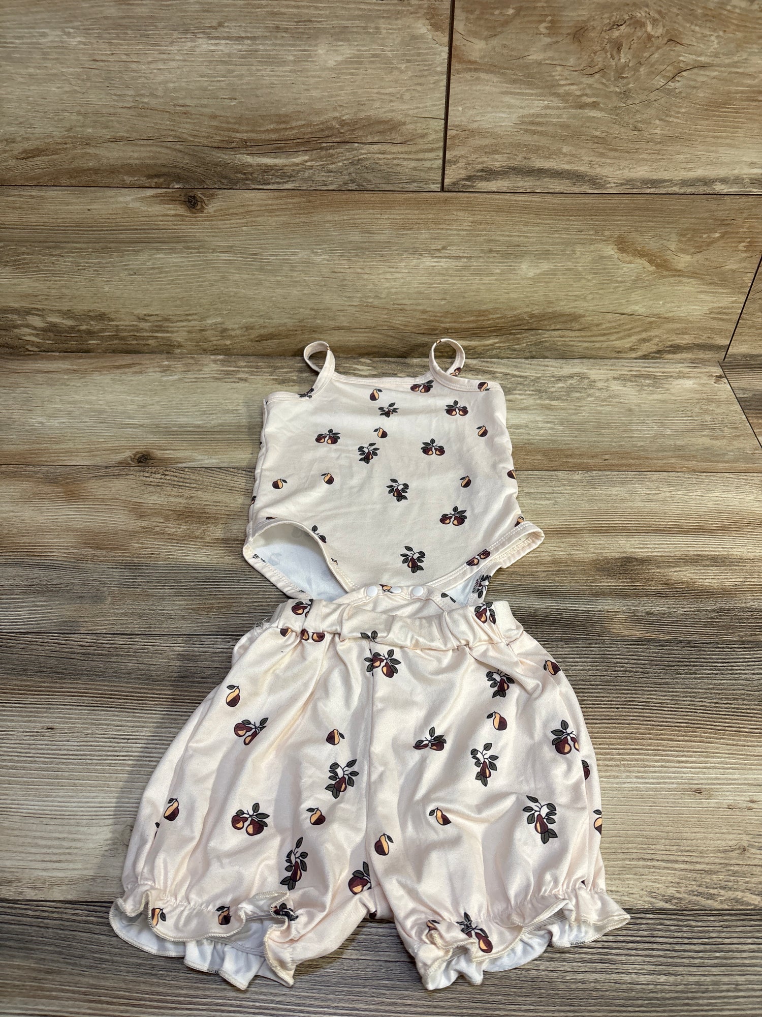 Shein 2pc Tank Bodysuit & Shorts Set Ivory sz 6-9m