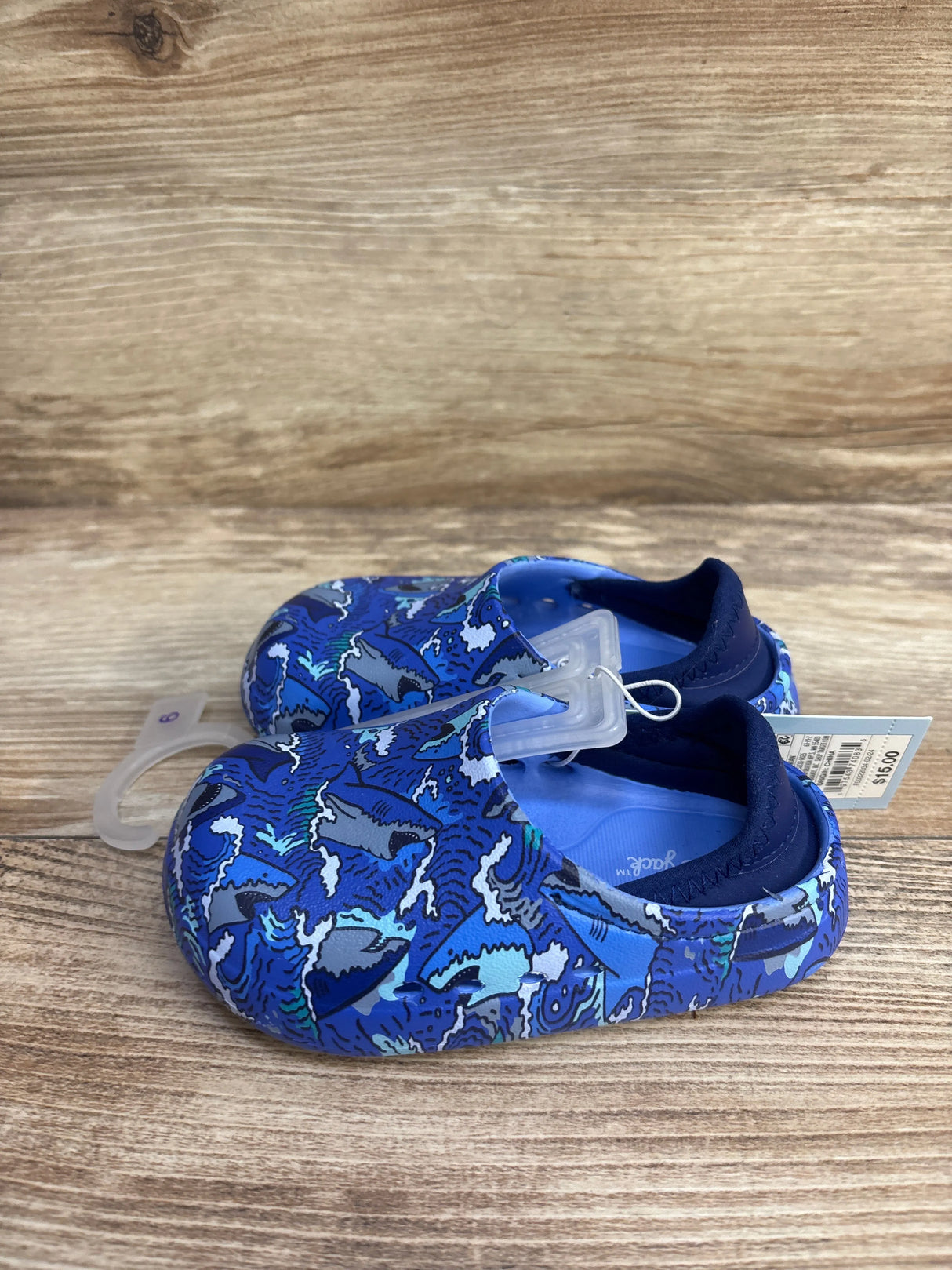 NEW Cat & Jack Rowan Blue Shark Water Shoes sz 6 - Me n Mommy To Be