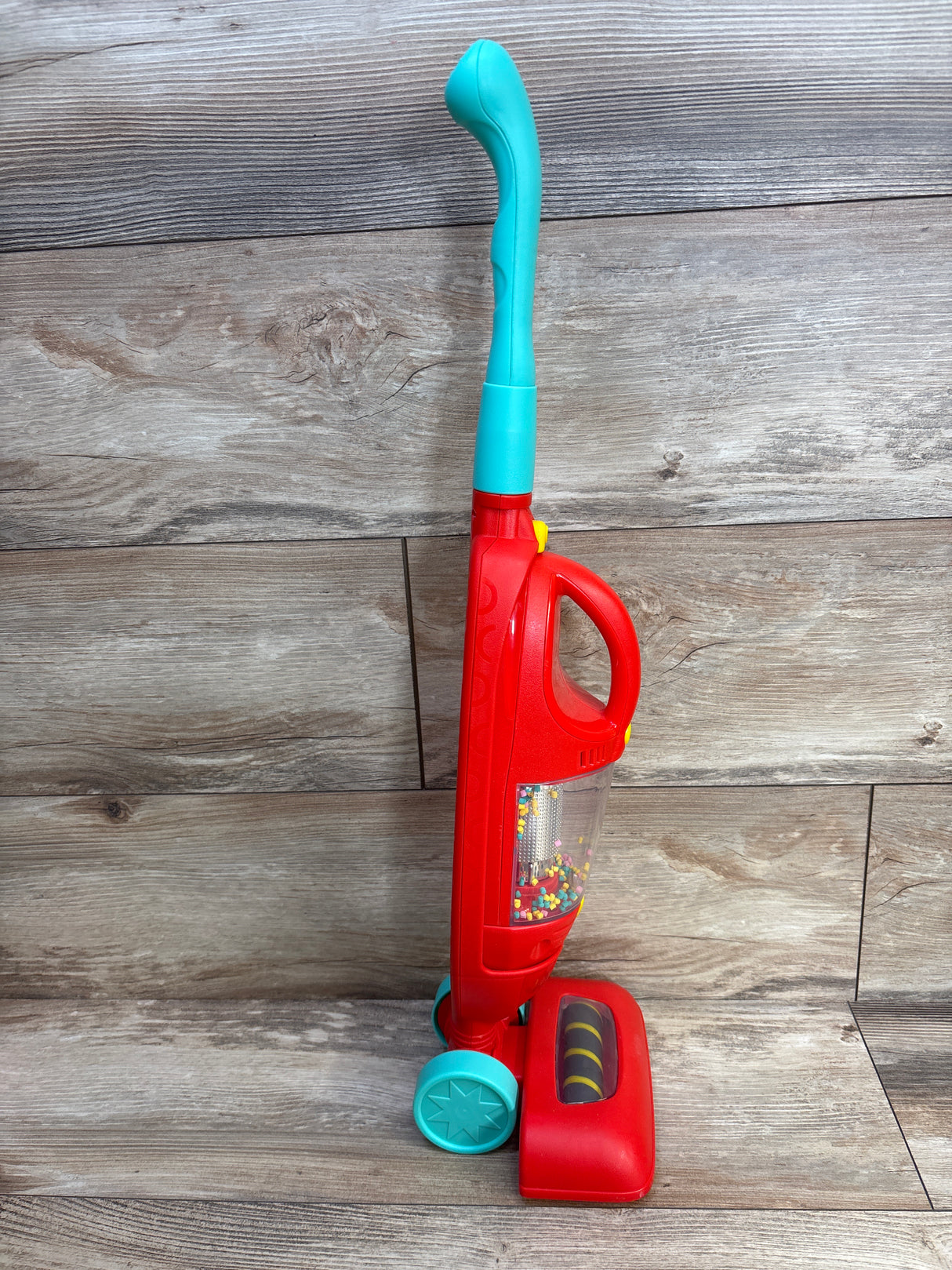 Battat Tidy Tot Vacuum, Red