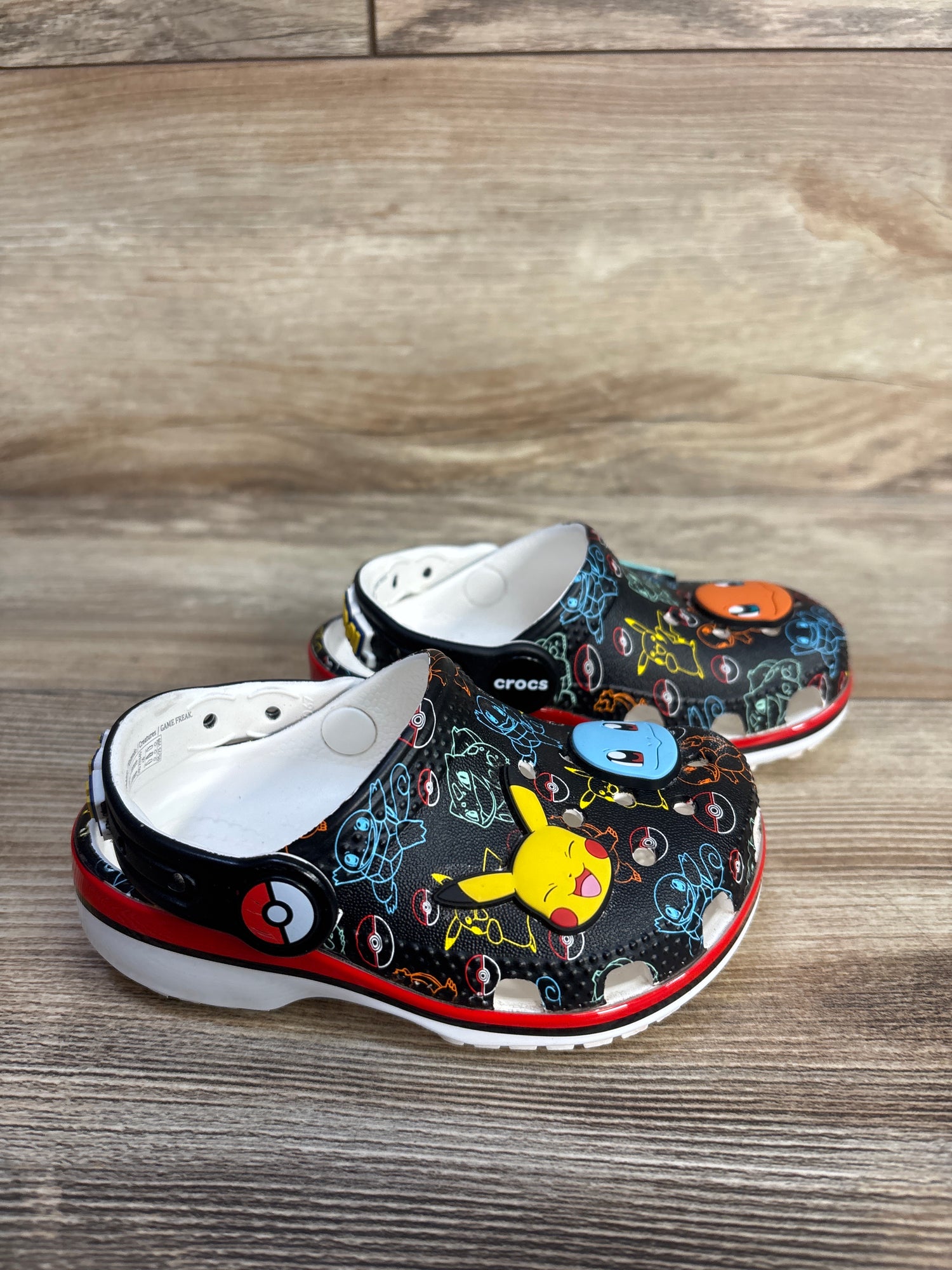 Crocs Pokemon Classic Clogs Black sz 6c