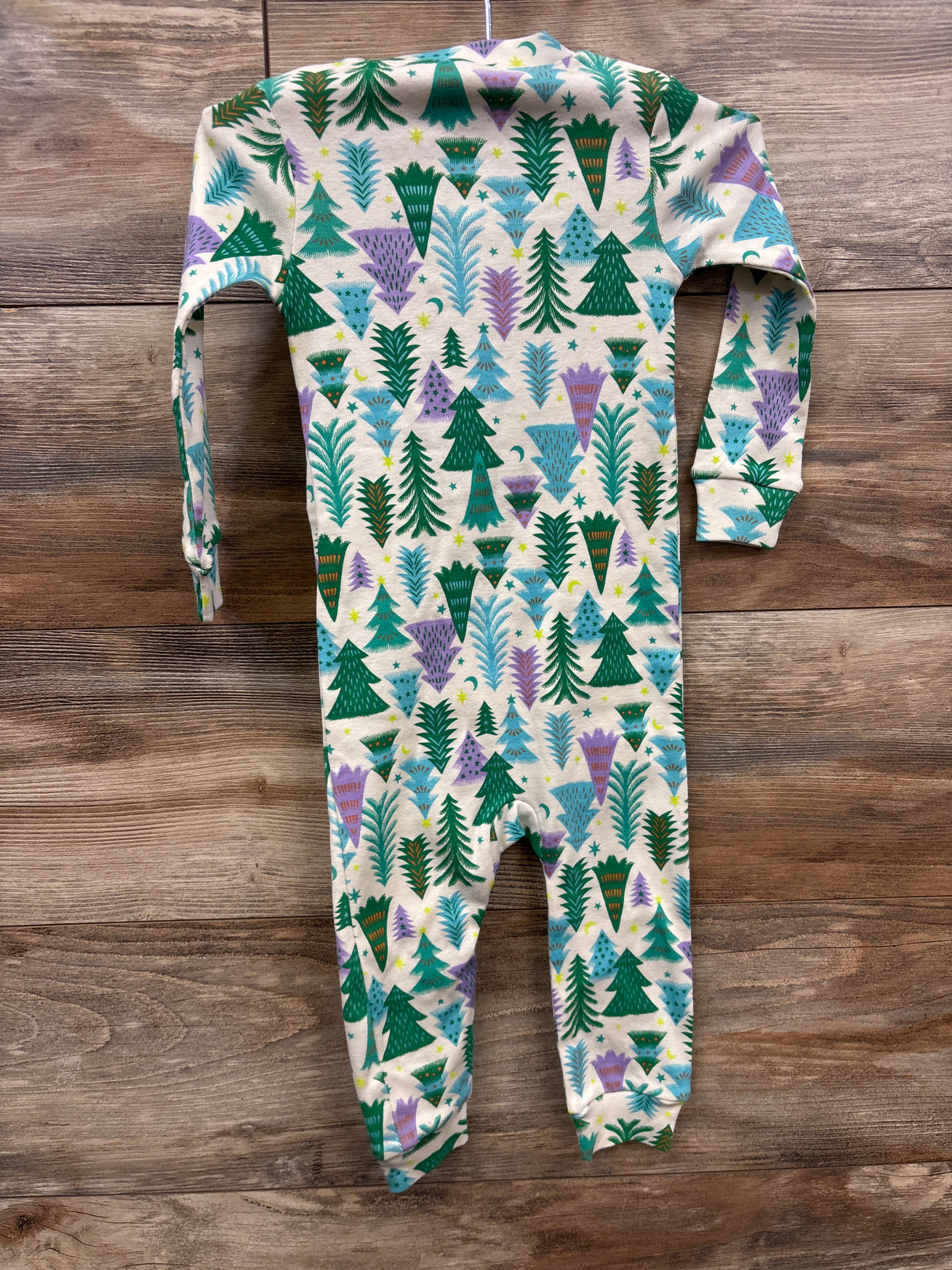 NEW Amazon Essentials Unisex Snug-Fit Footless Sleeper in Ecru Festive Tree sz 18m