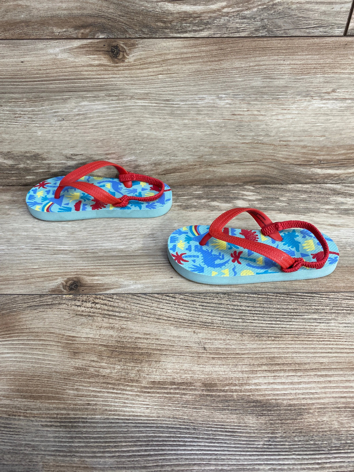 Cat & Jack Dino Flip Flops Red sz 9-10c