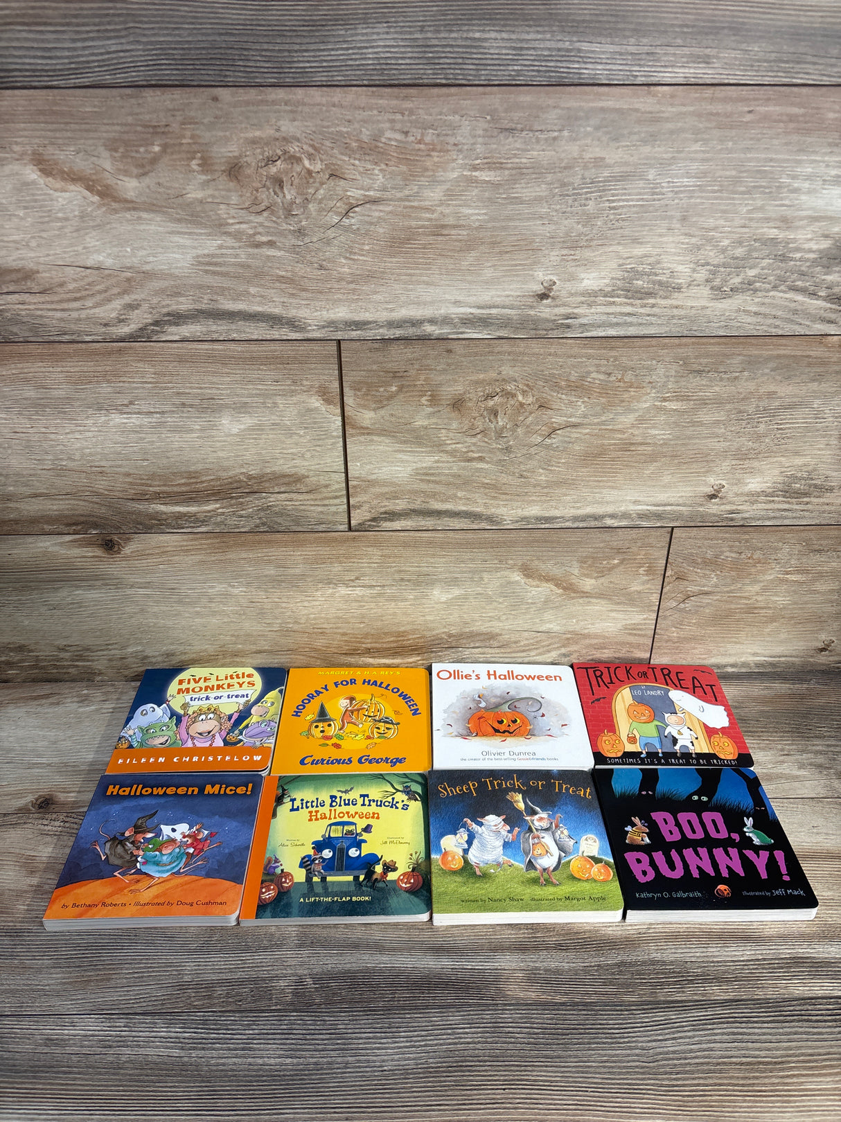 The Best Classic Halloween Stories 8pk Board Books