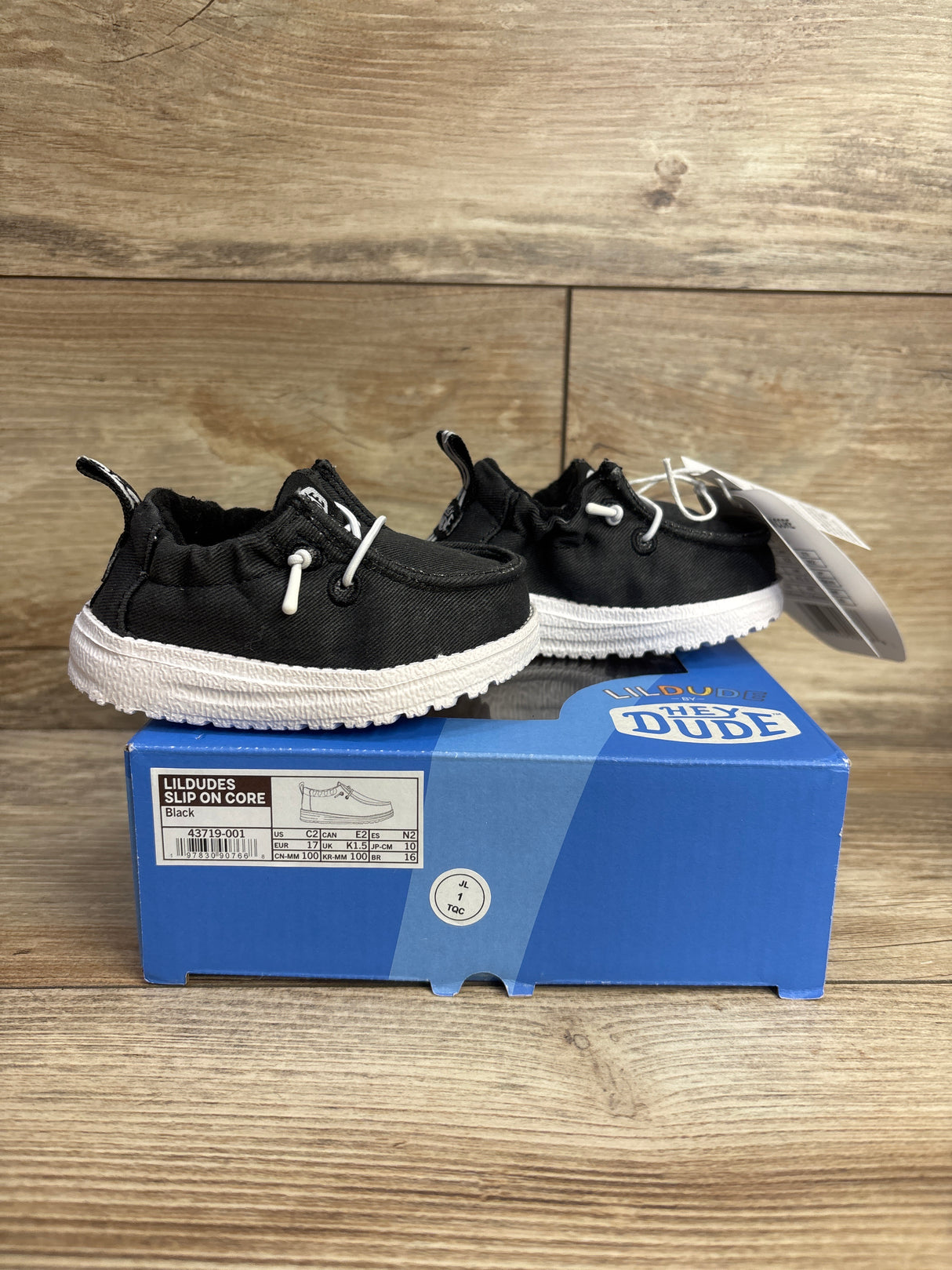 NEW LilDude by Hey Dude Slip On Core Sneakers Black sz 2c