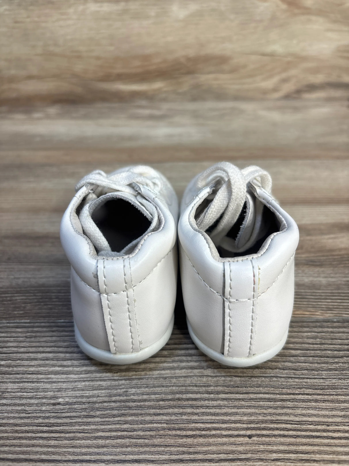 Stride Rite SRTech Elliot Sneakers White sz 6c