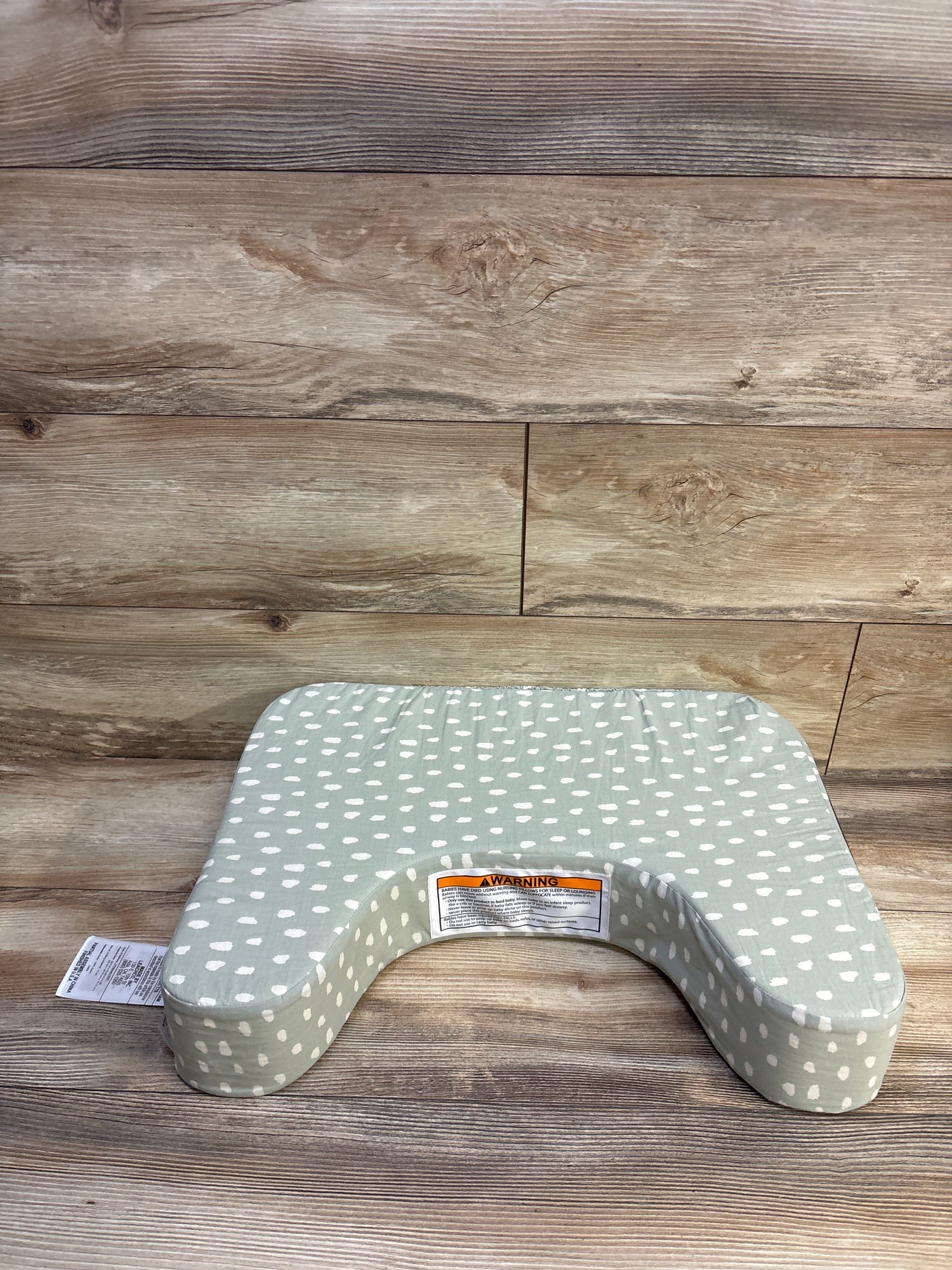 Leachco The Natural Nursing Pillow - Dots/Sage Green