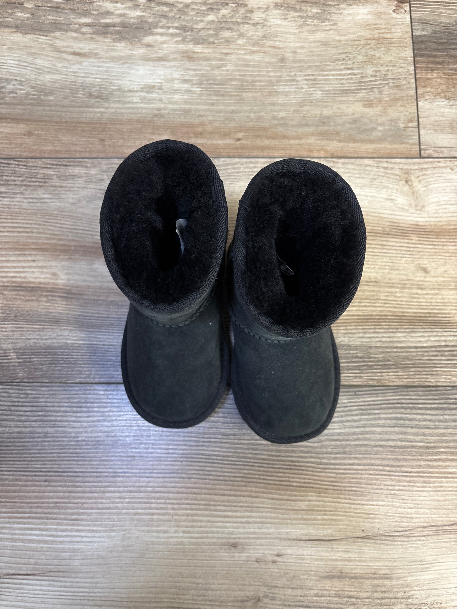 Ugg Classic Short II Boots Black sz 6c