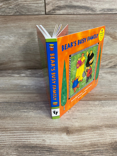 Barefoot Books Bear's Busy Family Board Book - Me n Mommy To Be