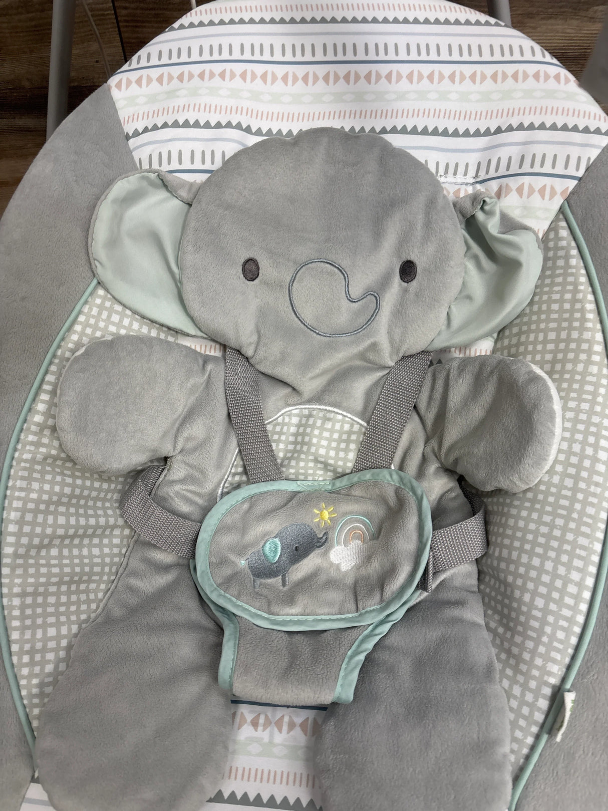 Ingenuity InLighten Soothing Swing - Van the Elephant