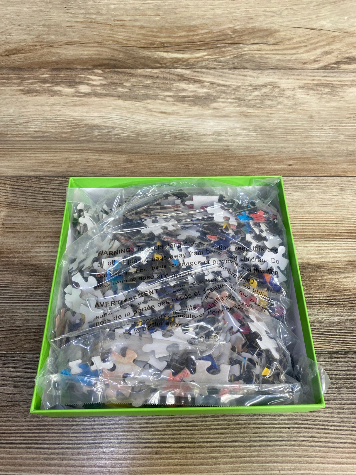 NEW Mudpuppy Glow in the Dark Space Puzzle - 500 pc