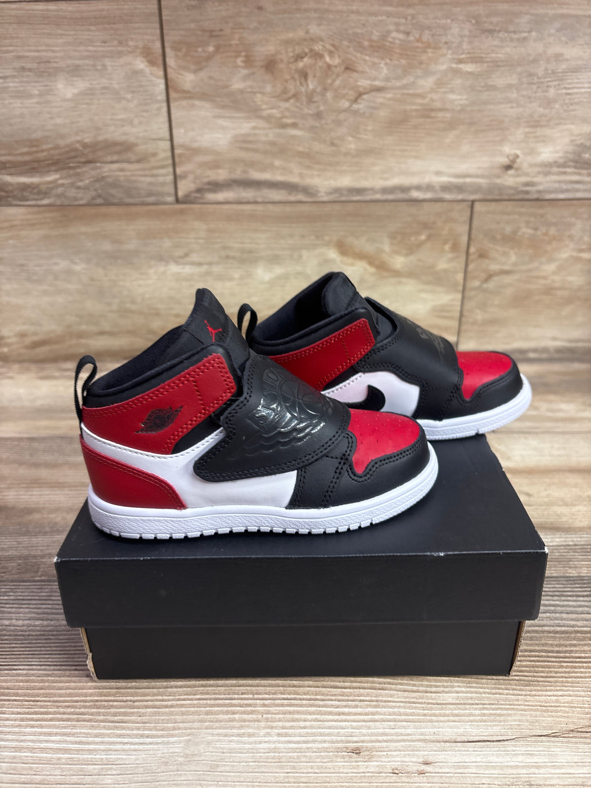 Air Jordan Sky Jordan 1 TD 'Bred Toe' Sneakers sz 10c