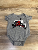 Air Jordan Bodysuit Grey sz 6m