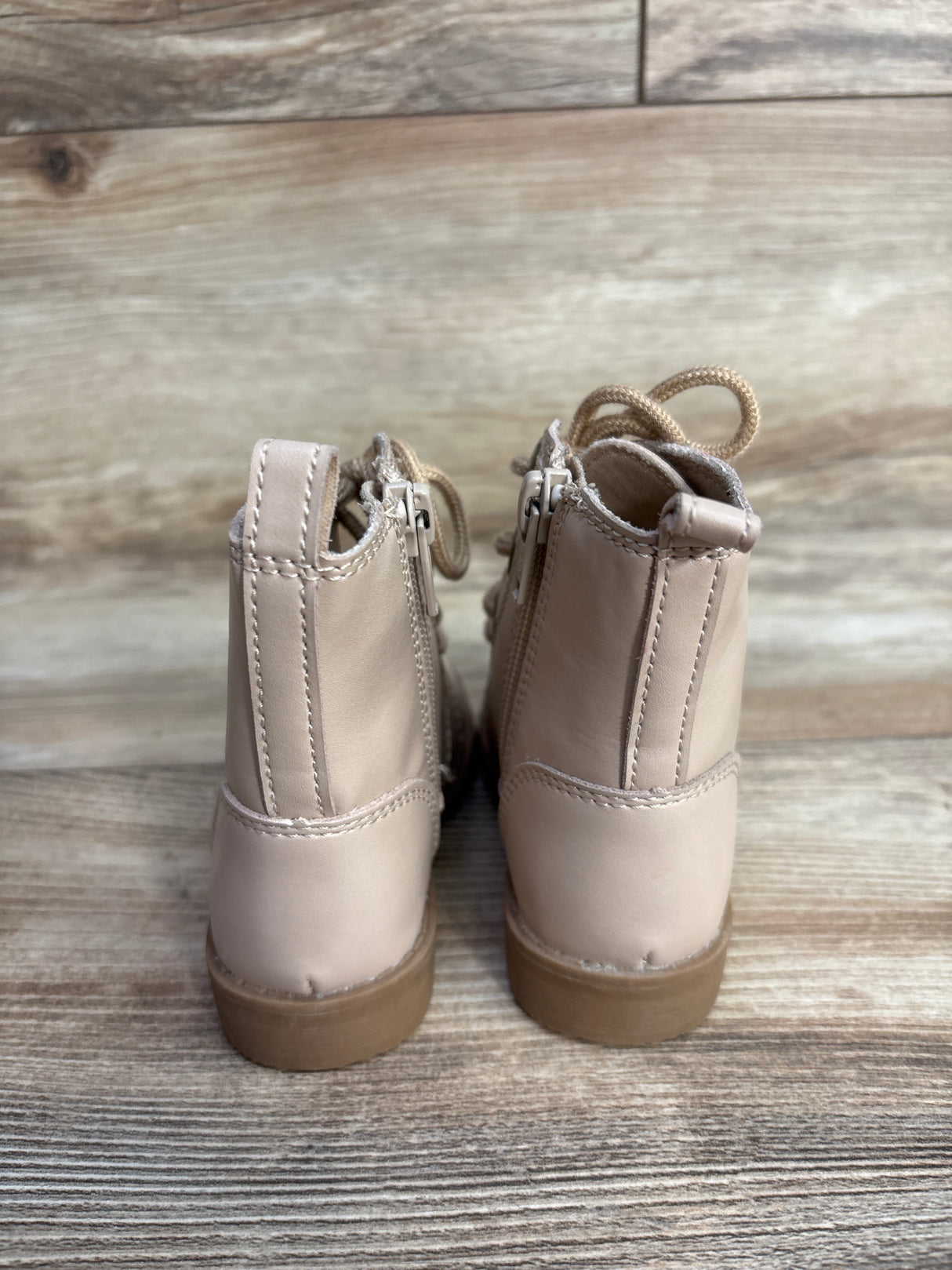Old Navy Faux-Leather Combat Boots Beige sz 6c