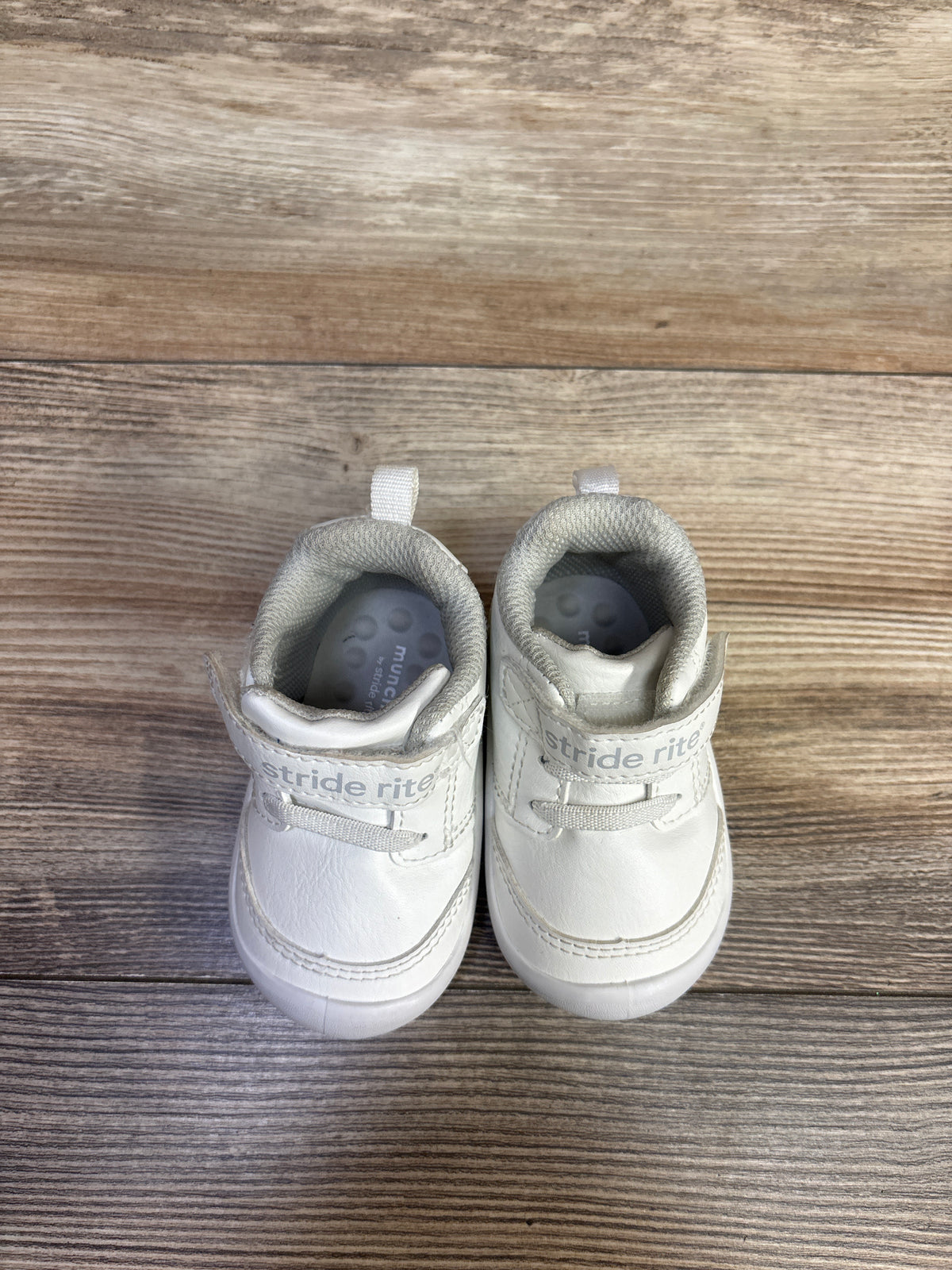 Munchkin by Stride Rite Mars Sneakers White sz 3c