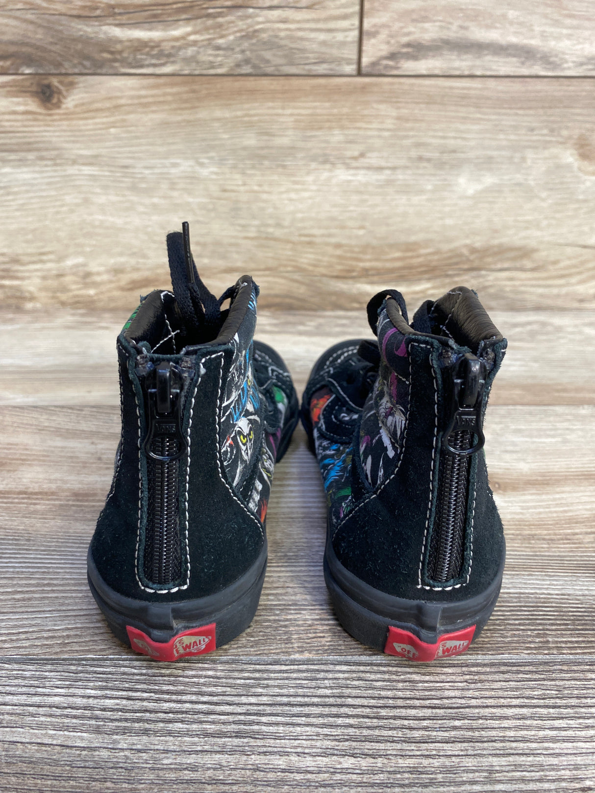Disney x Vans Sk8-Hi 'Villains' Sneakers, Black sz 12c