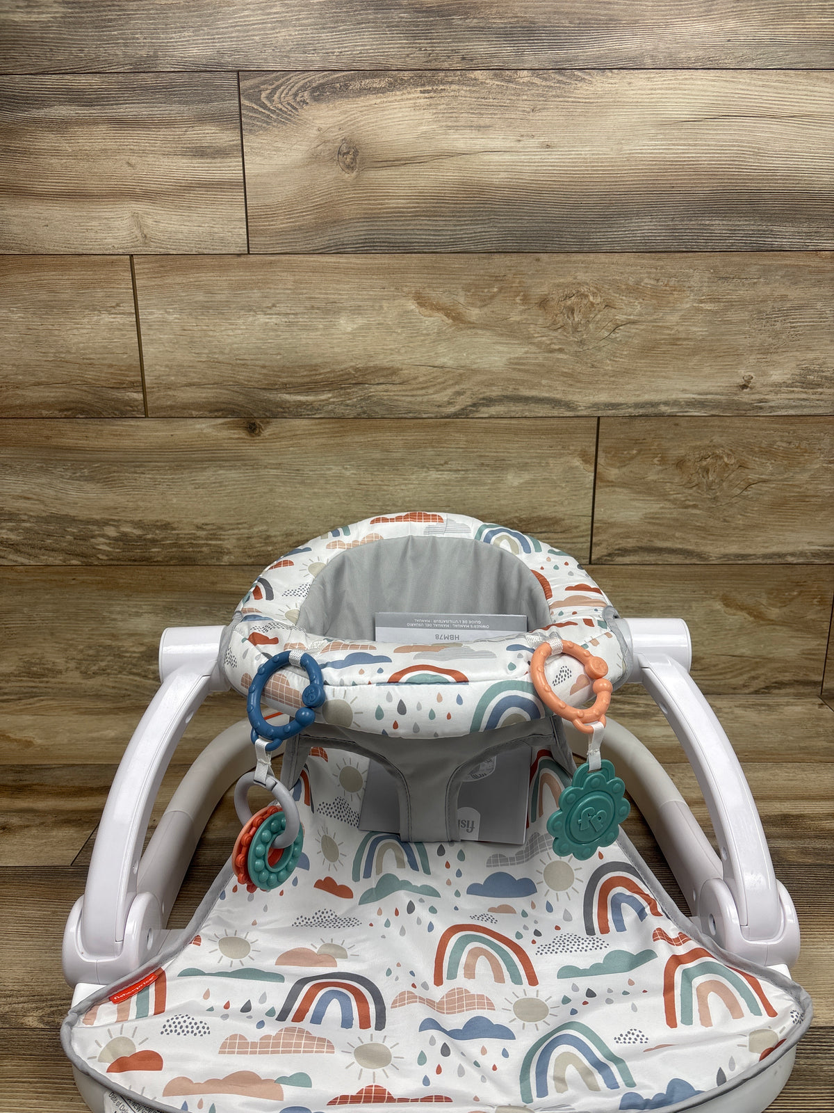Fisher Price Sit-Me-Up Floor Seat in Rainbow Showers