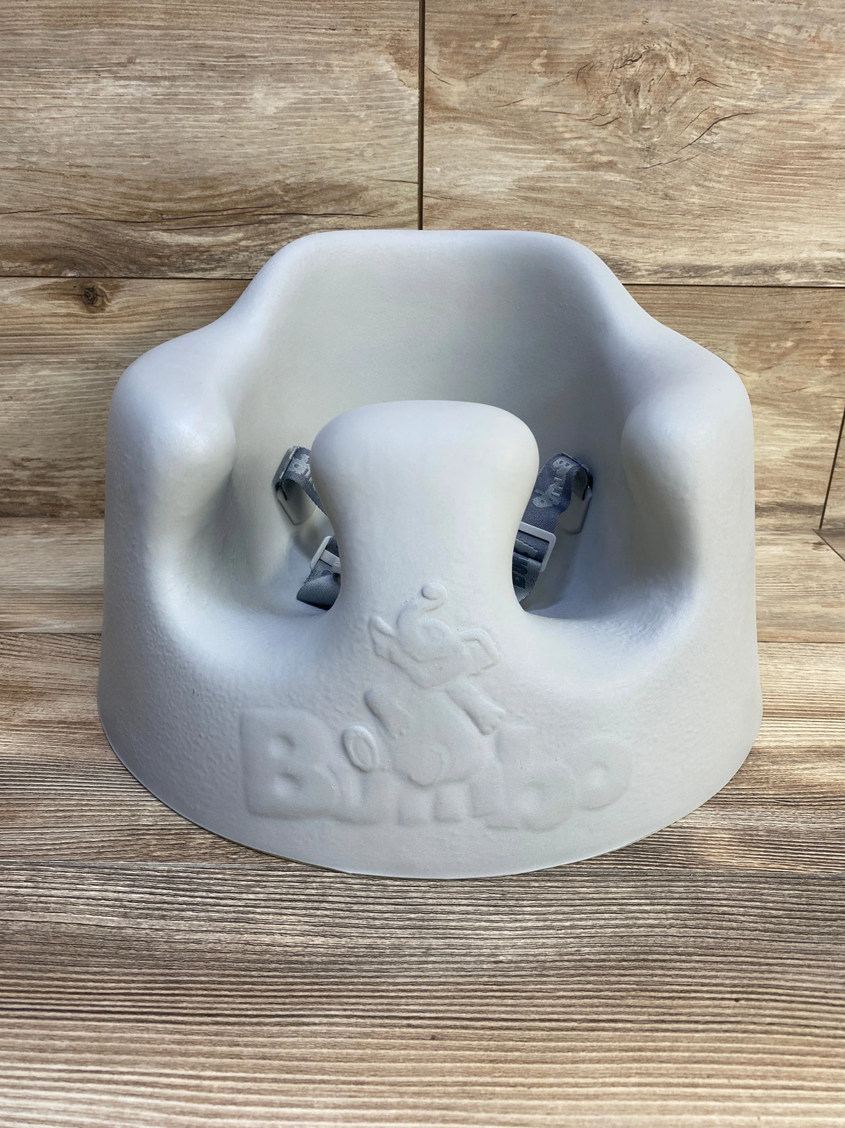 Bumbo Floor Seat in Grey