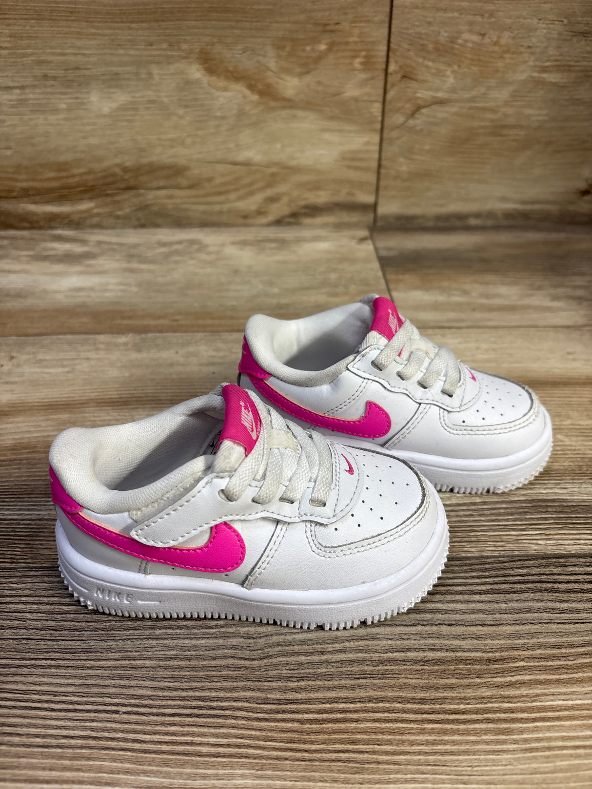 Nike Force 1 EasyOn White Laser Fushia sz 5.5c