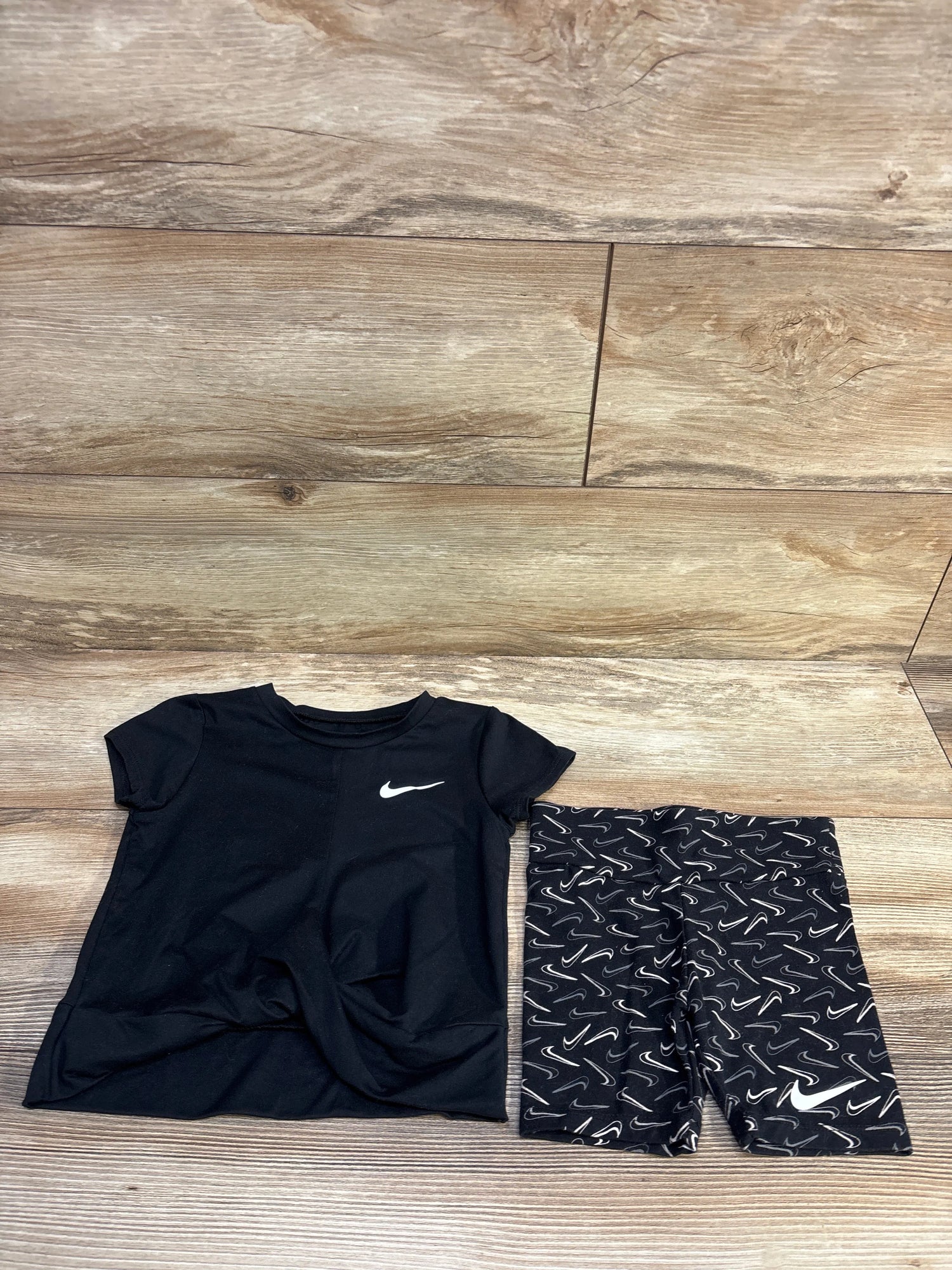 Nike Dri-Fit 2pc Shirt & Shorts Set Black sz 4T