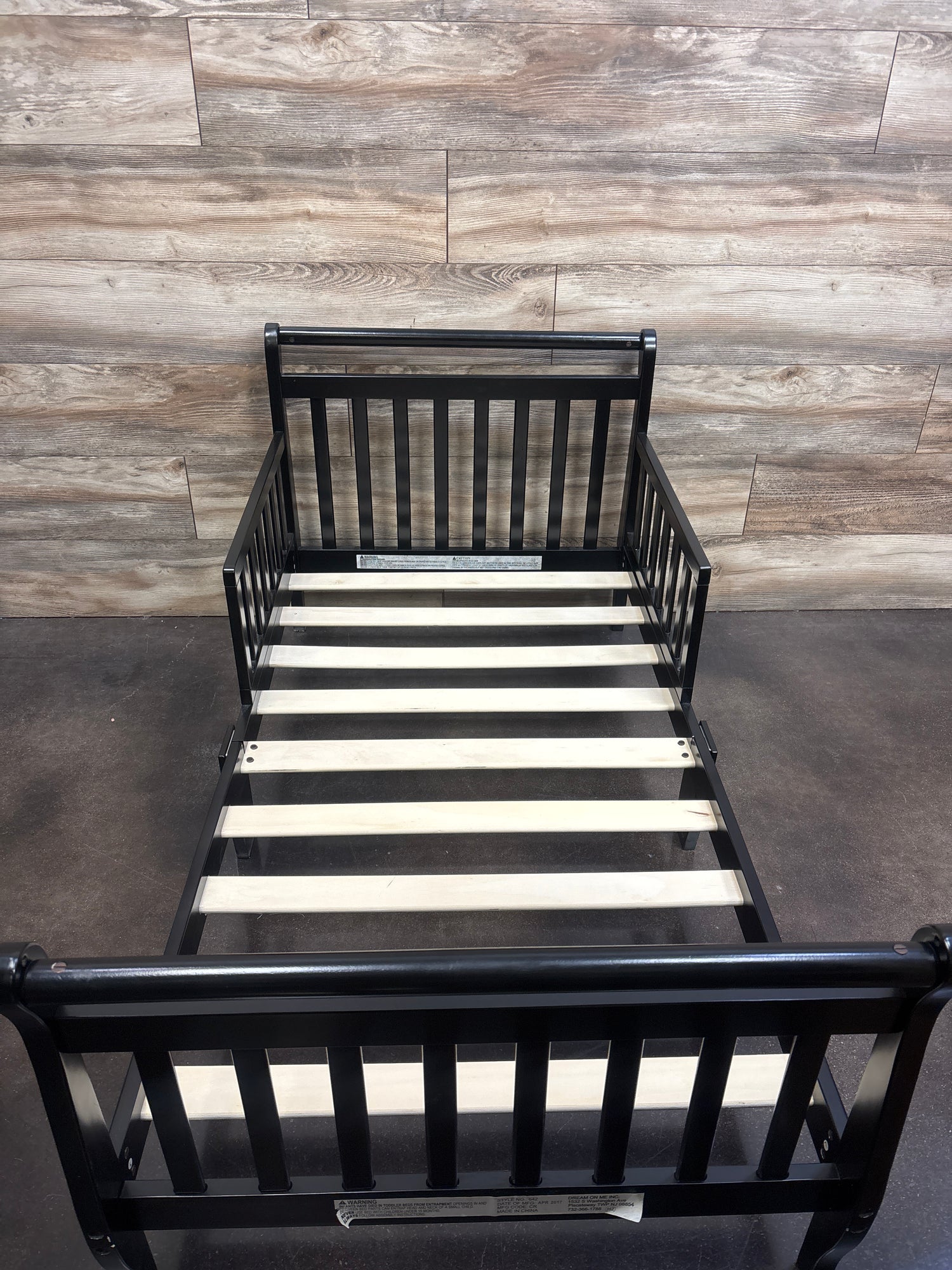 Dream On Me Classic Sleigh Toddler Bed Black