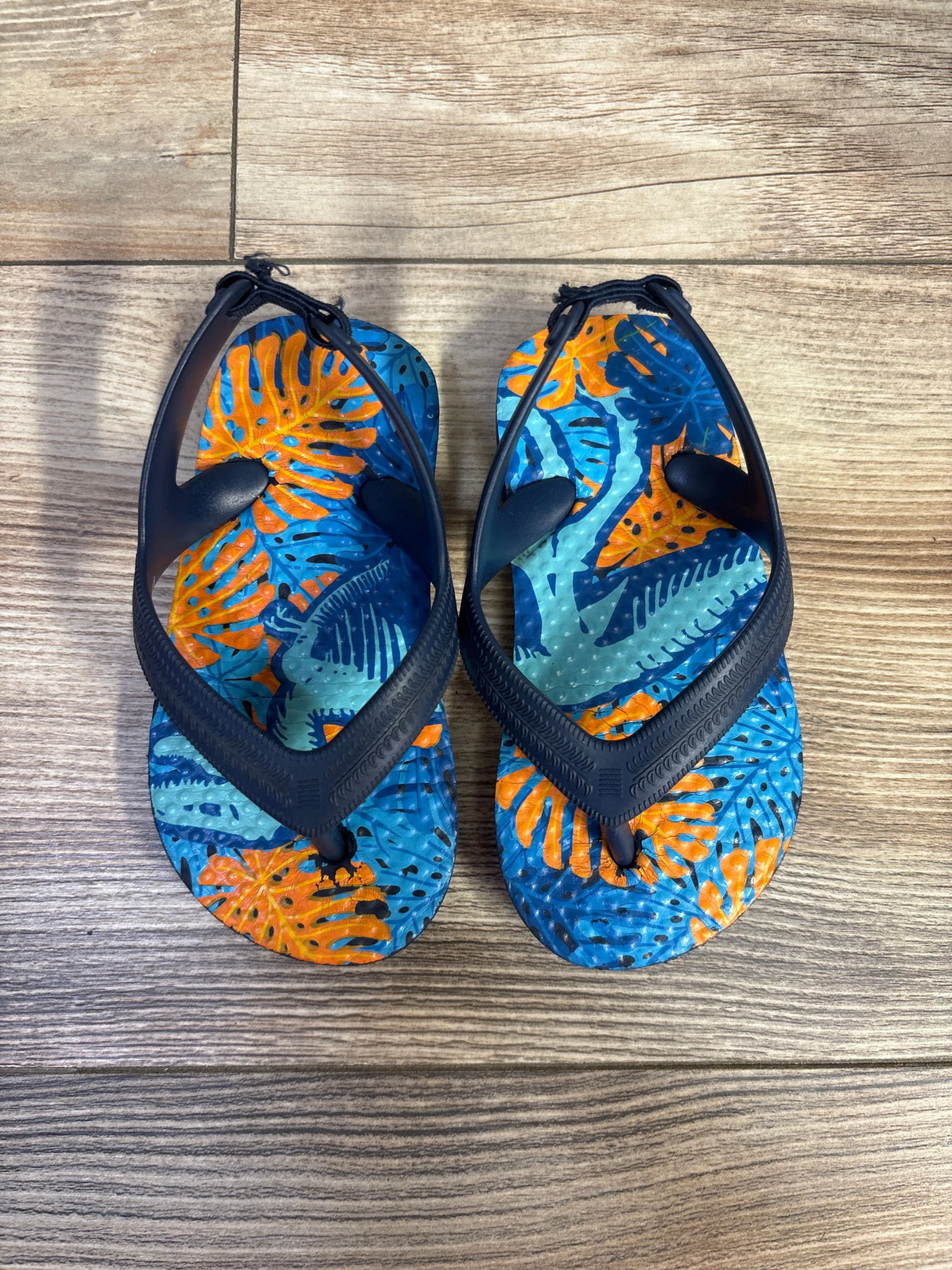 Wonder Nation Flip Flops Blue sz 5/6c