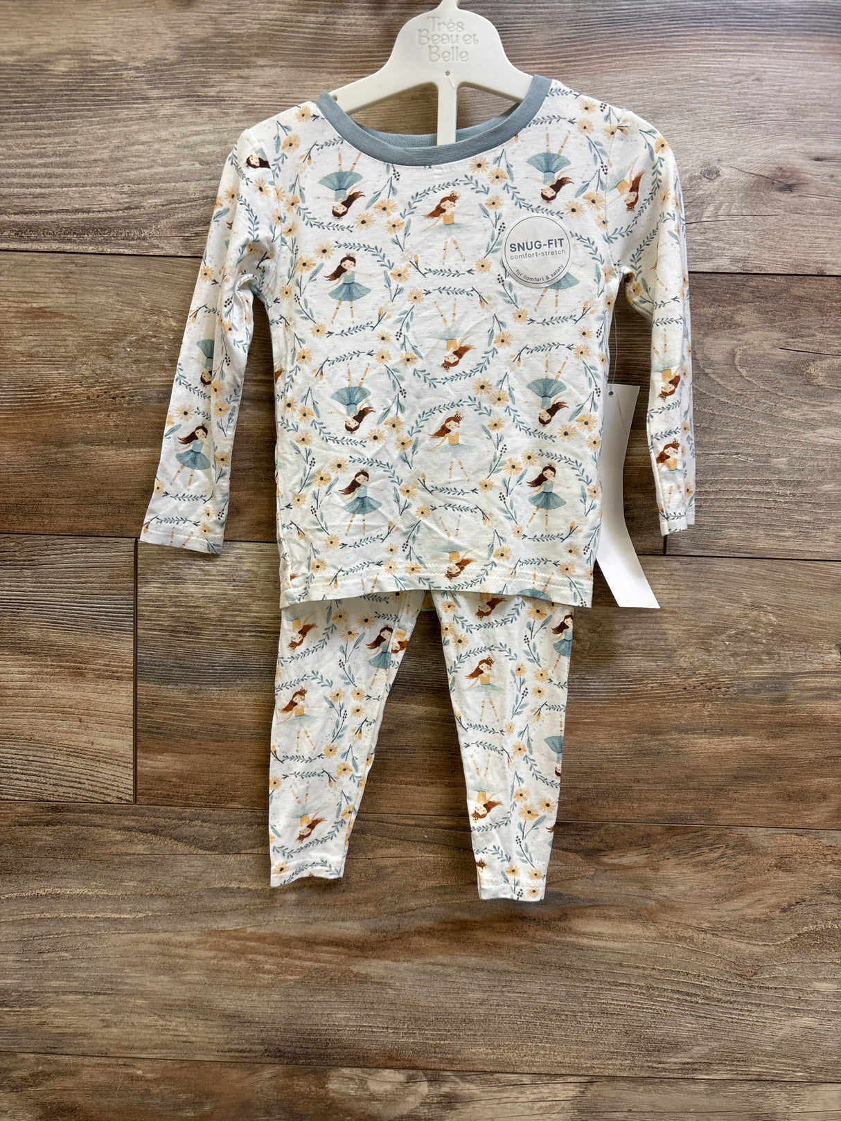 NEW Tres Beau et Belle 3pc Bamboo Pajama Set with Socks White sz 12m