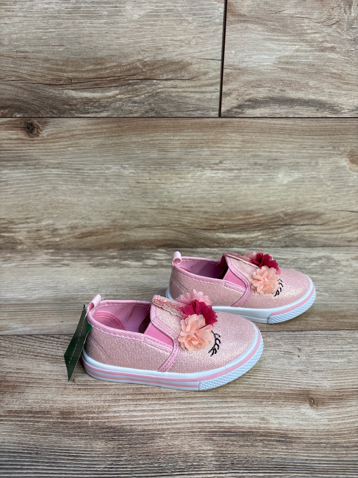 NEW Laura Ashley Slip-On Unicorn Sneakers Pink sz 6c