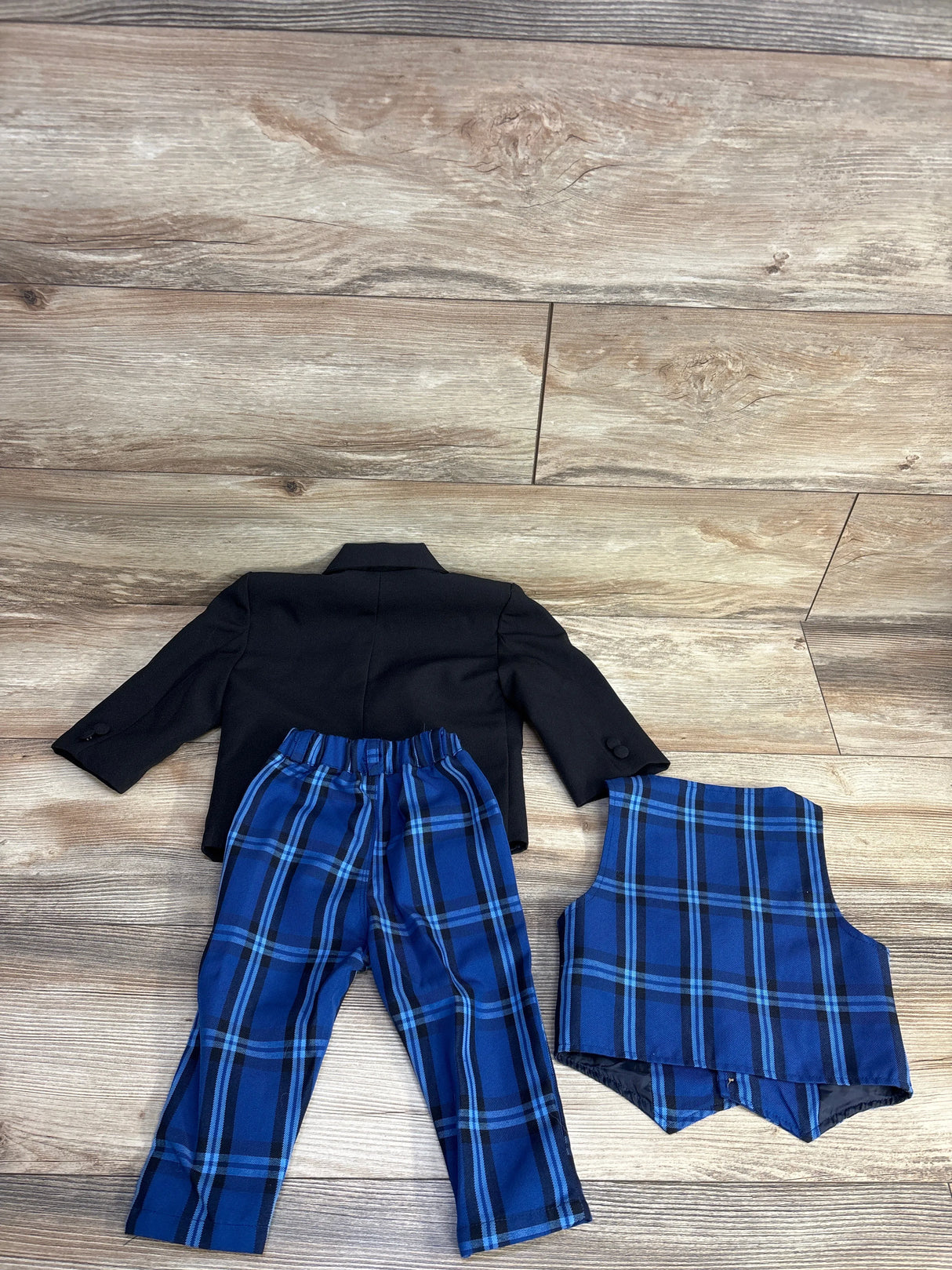 3pc Suit & Plaid Vest Set Black sz 9-12m