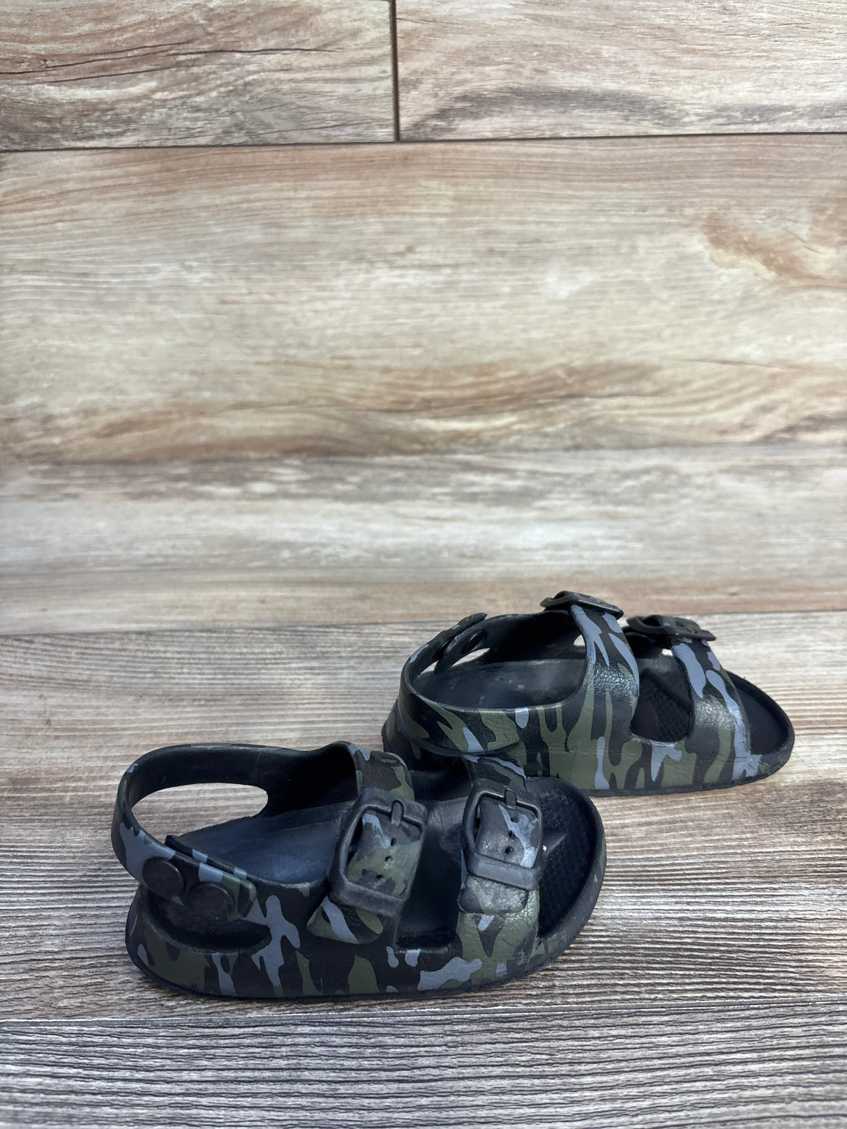 Camo Eva Blown Sandals Black sz 6c