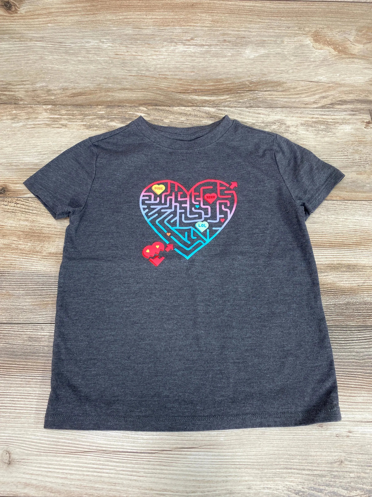 Cat & Jack Heart Maze Graphic Shirt Grey sz 4-5T