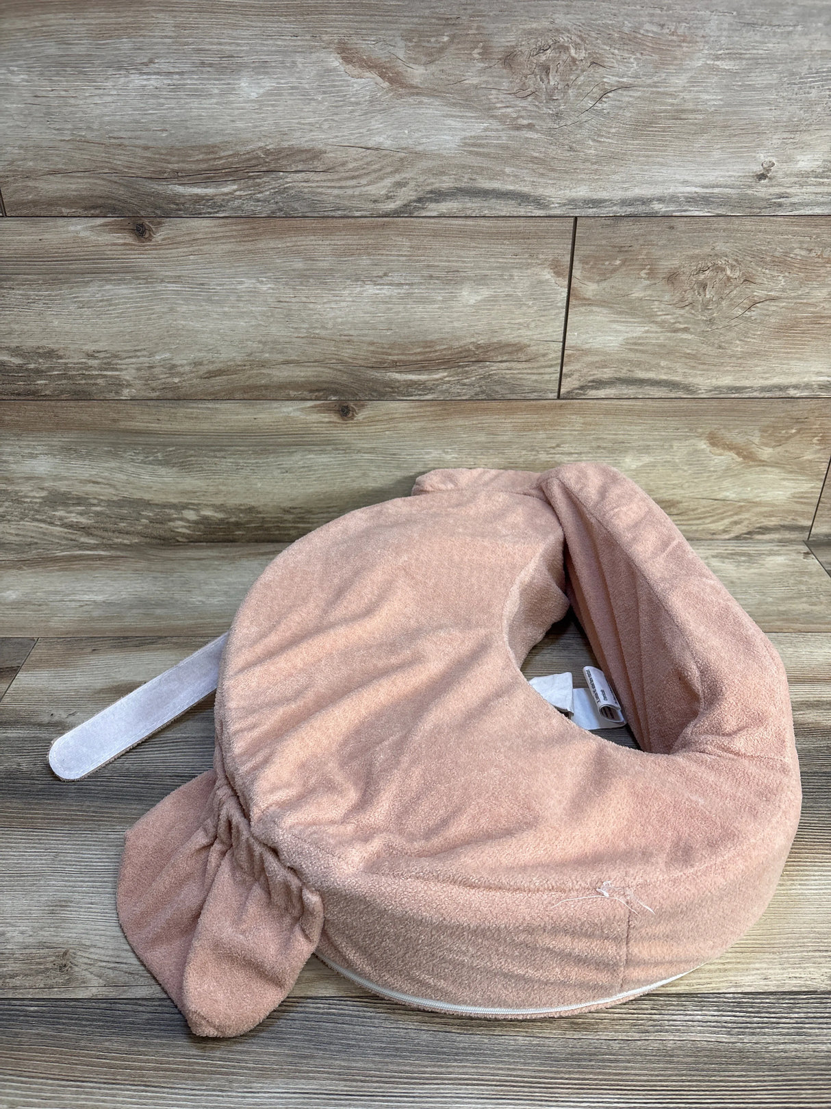 My Brest Friend Nursing Pillow in Pink