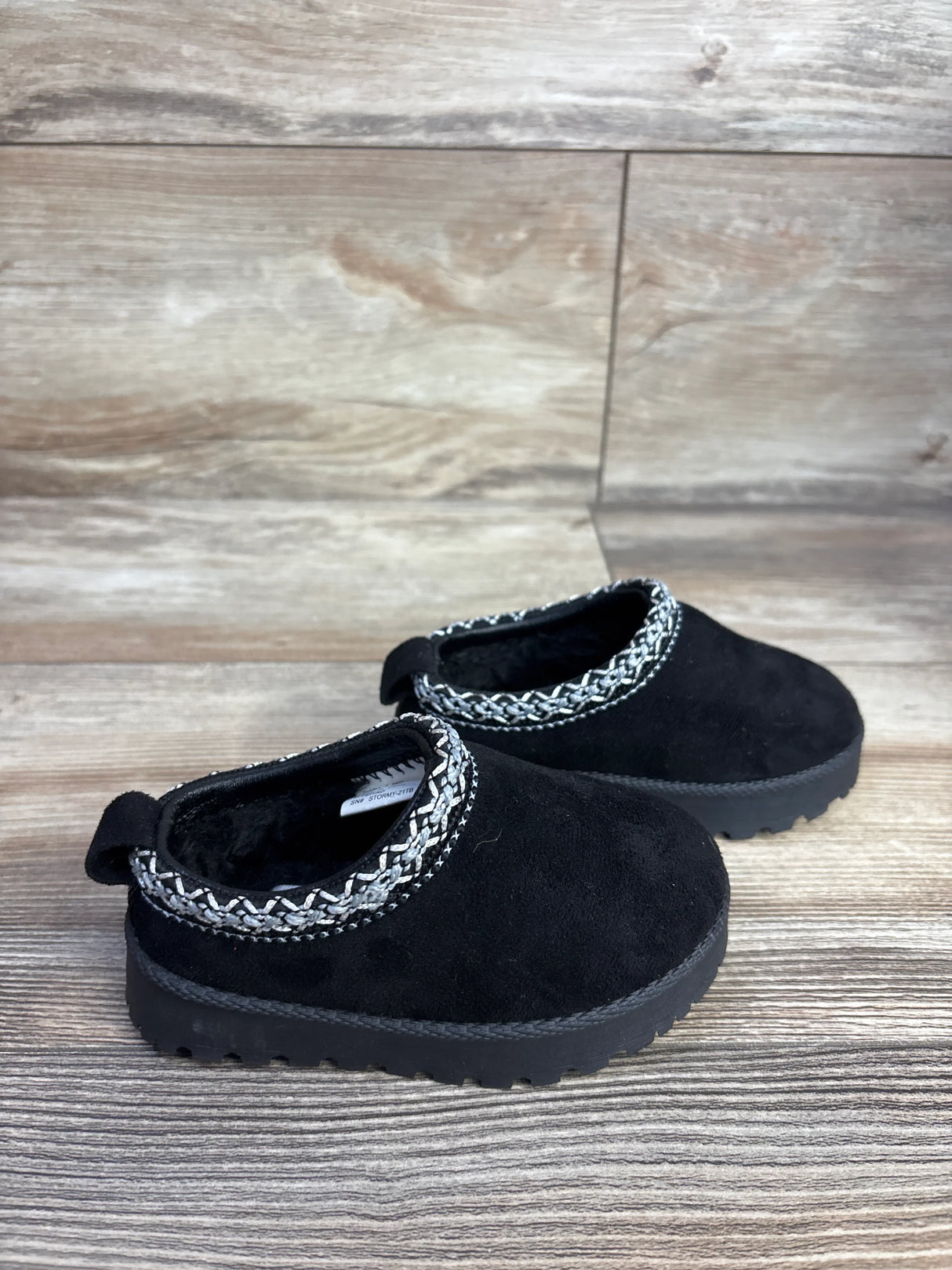 American Exchange Mudd Stormy Platform Clogs, Black sz 6c