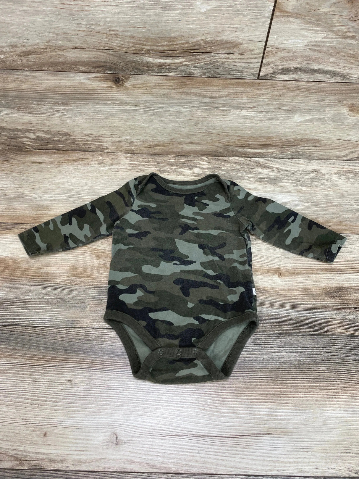 Baby Gap Camo Bodysuit Green sz 6-12m