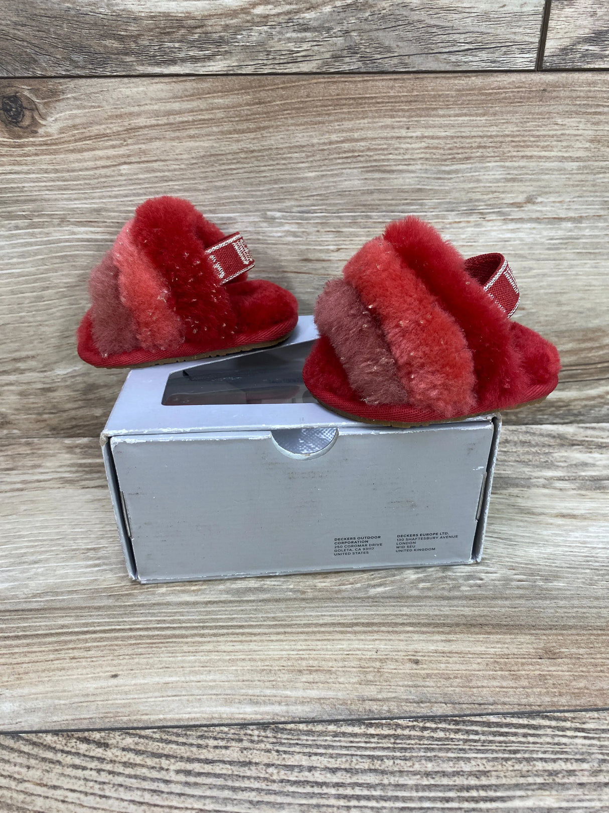 UGG Fluff Yeah Metallic Sparkle Red Sz 0c/1c