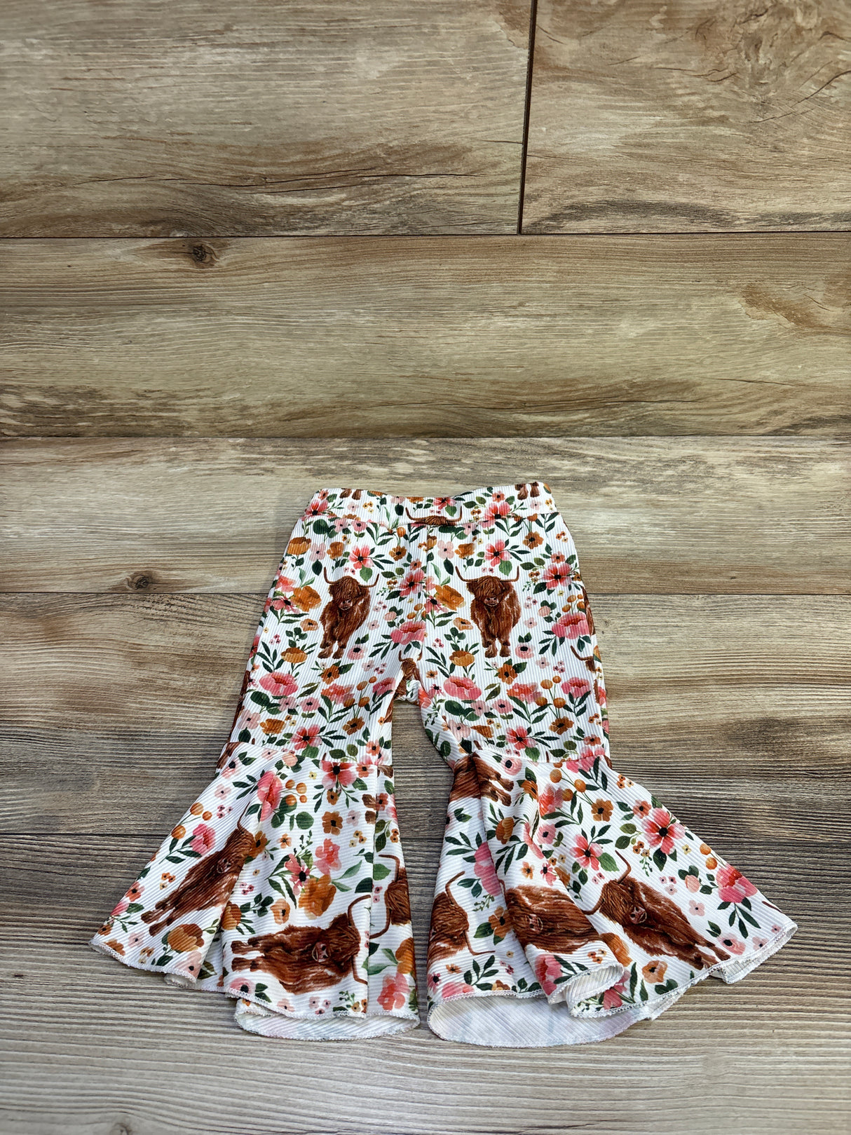 Highland Cow Flare Pants White sz 9-12m
