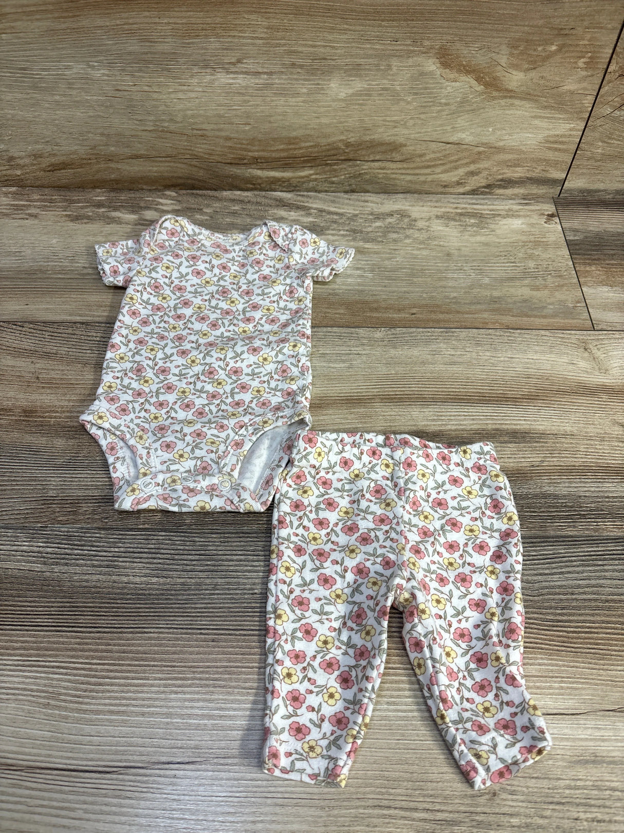 Child Of Mine 2pc Floral Bodysuit & Pants White zs Newborn - Me n Mommy To Be