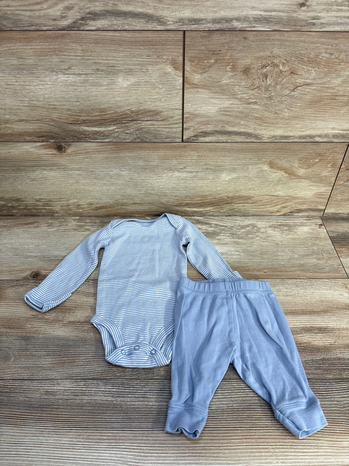 Just One You 2pc Striped Bodysuit & Pants Set Blue sz 3m
