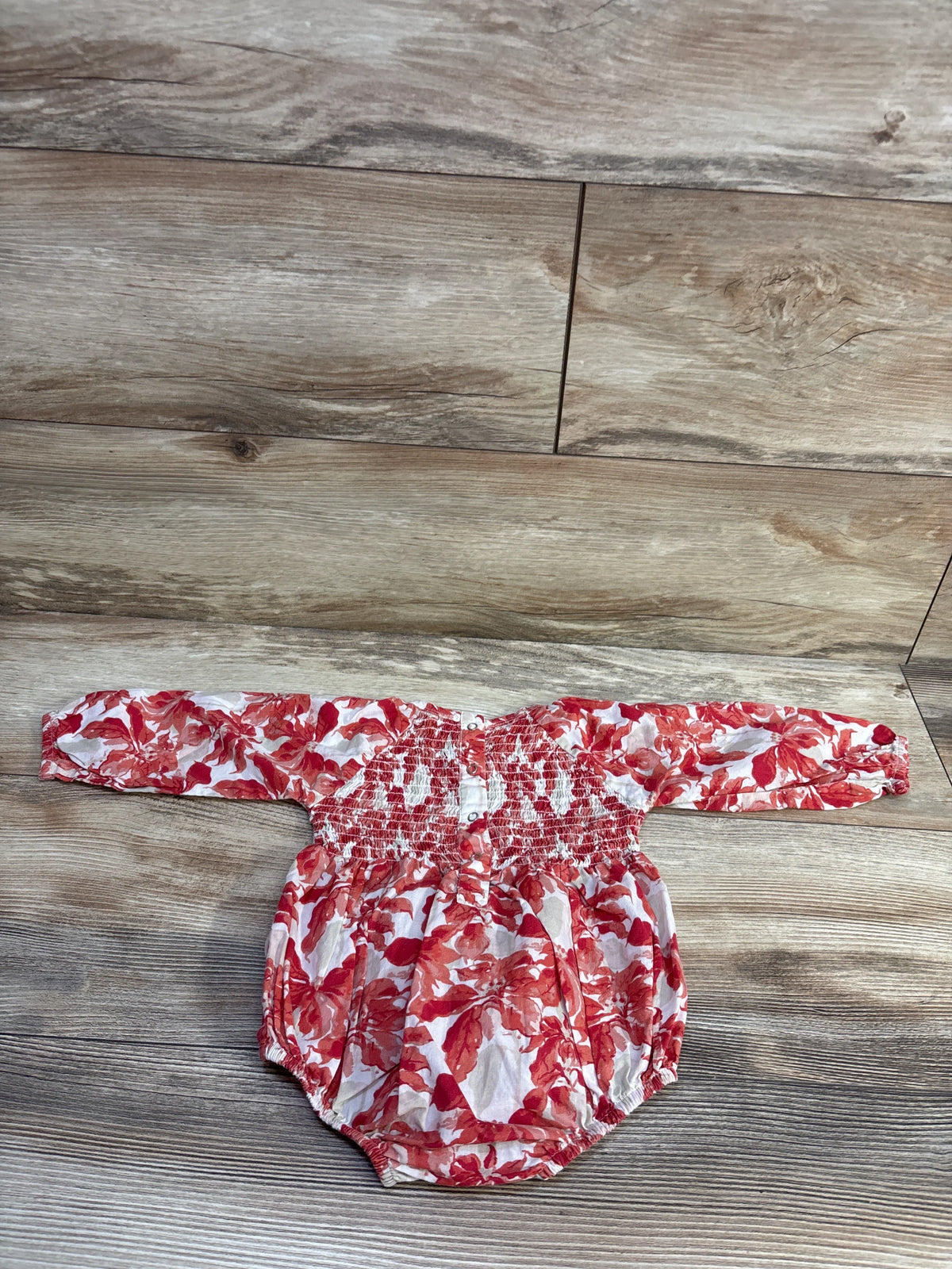 Kate Quinn Long Sleeve Smocked Bubble Romper Red sz 6-12m