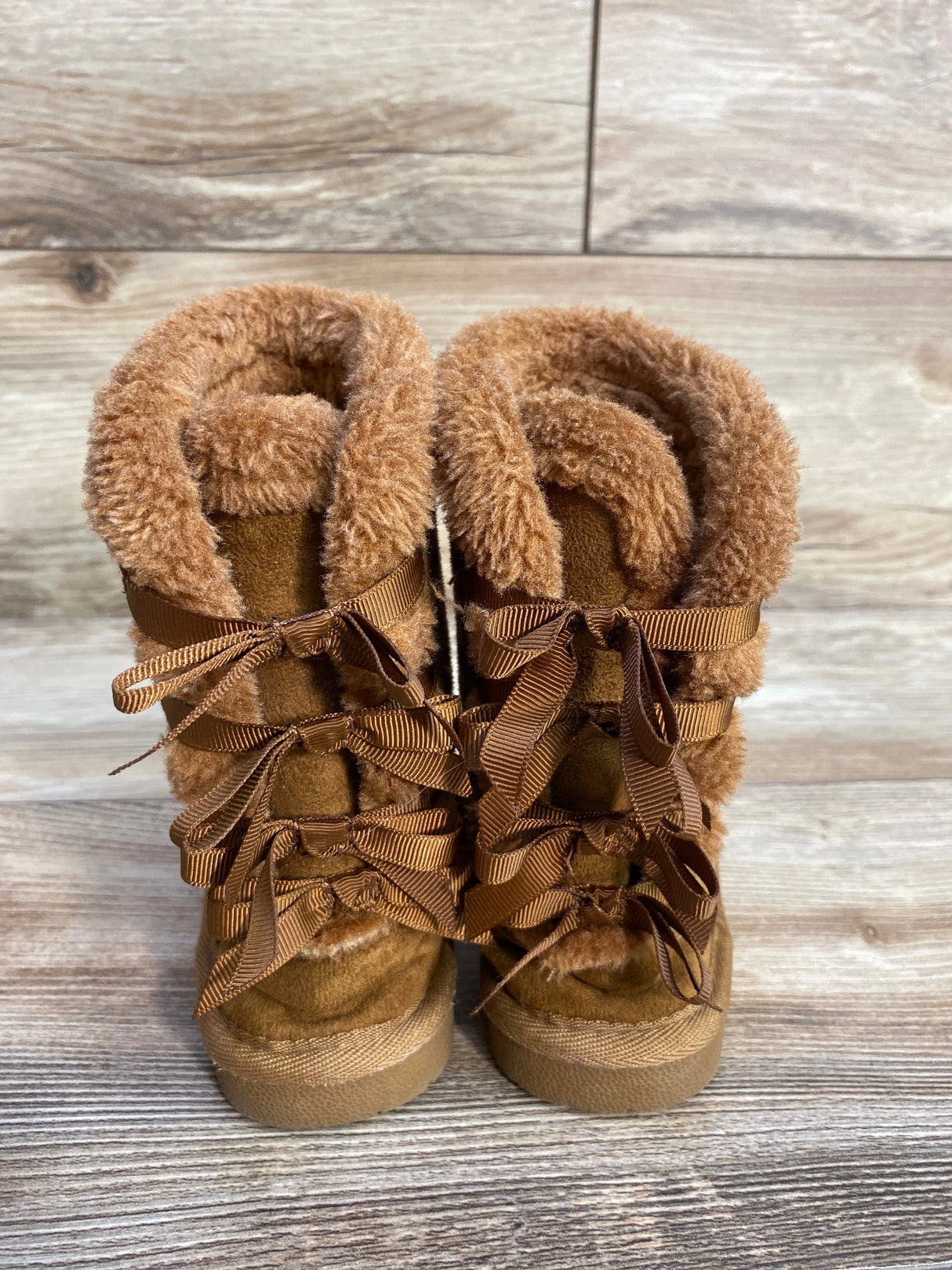 Link Ann36k Shearling Fur Bowtie Boots, Brown sz 7c