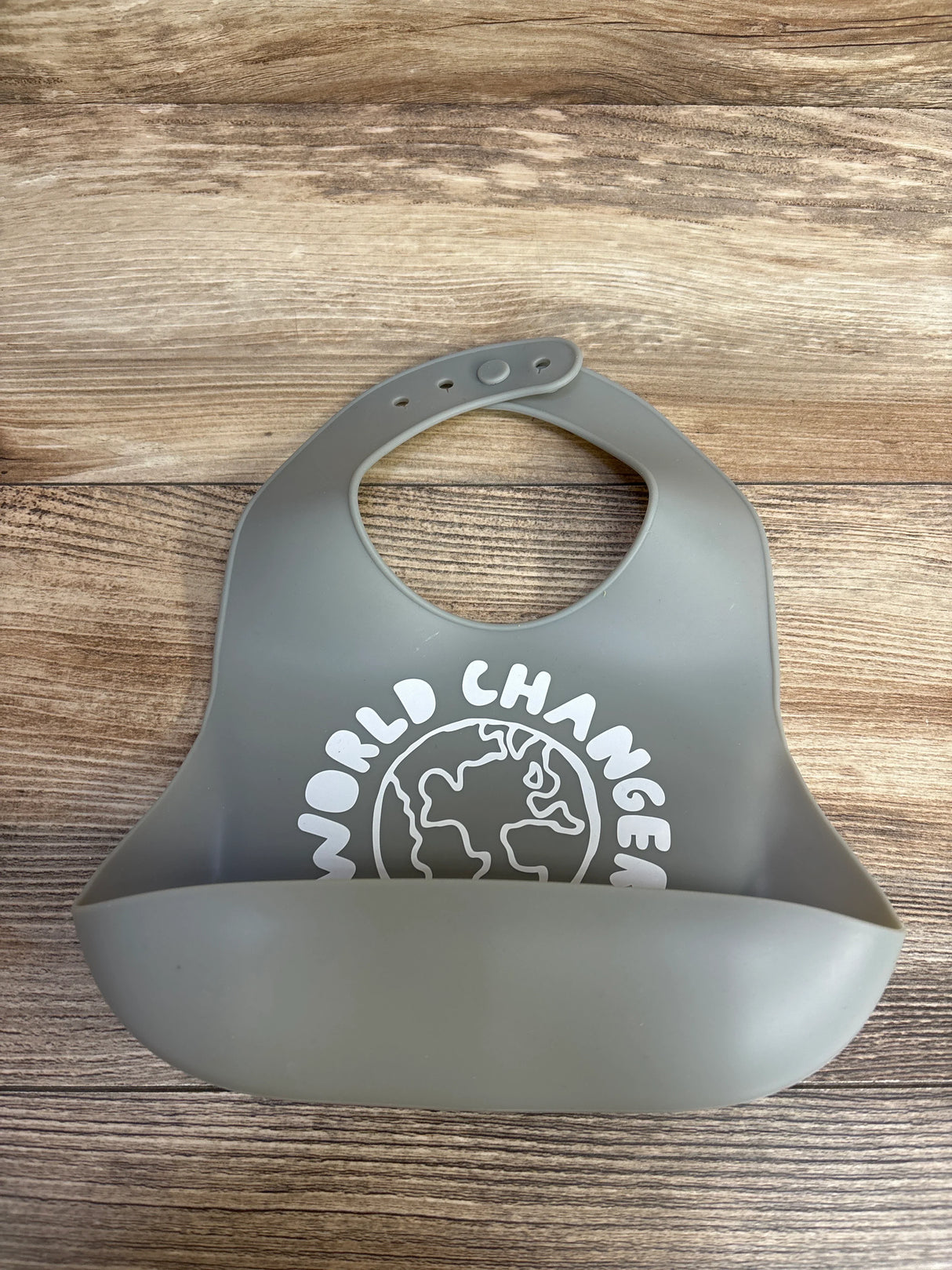 Bella Tunna Silicon Bib 'World Change' Grey