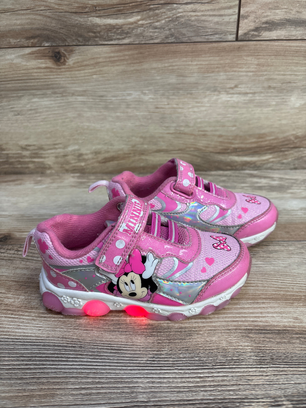 Minnie Mouse Light-Up Sneakers, Pink sz 9c