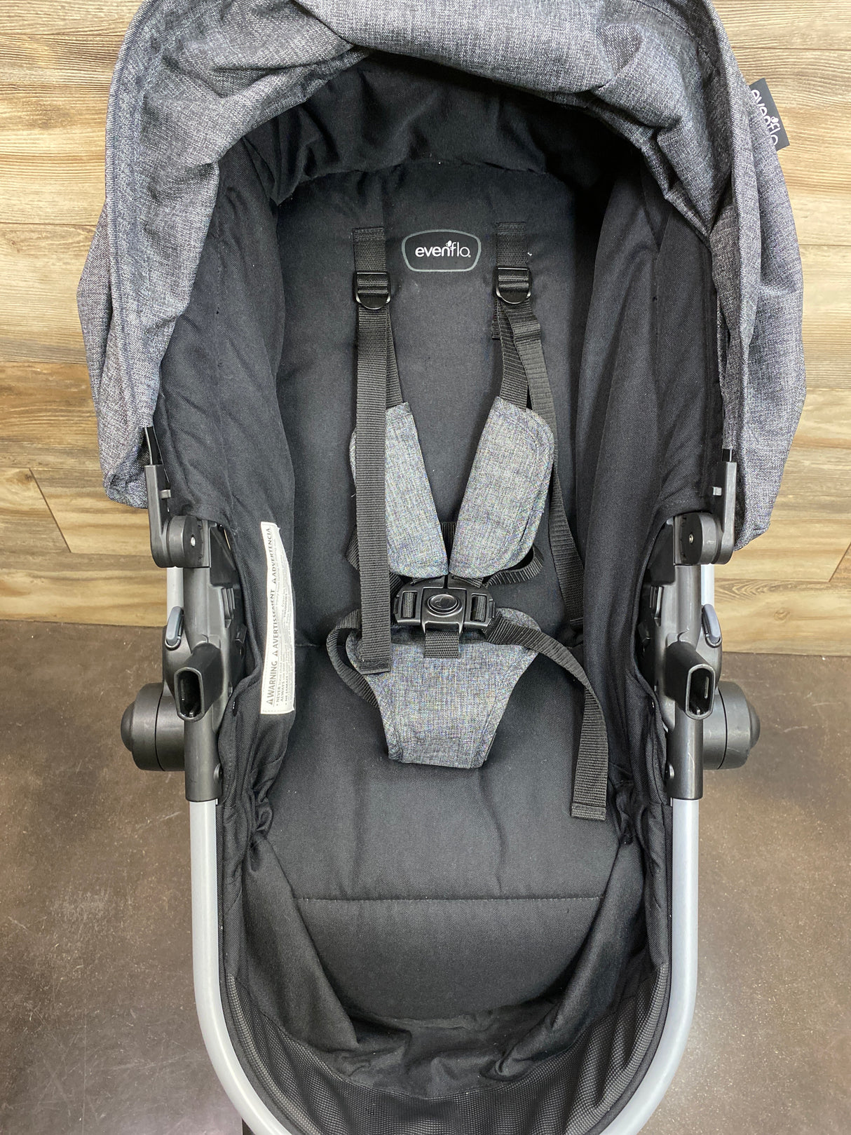 Evenflo Pivot Black Stroller